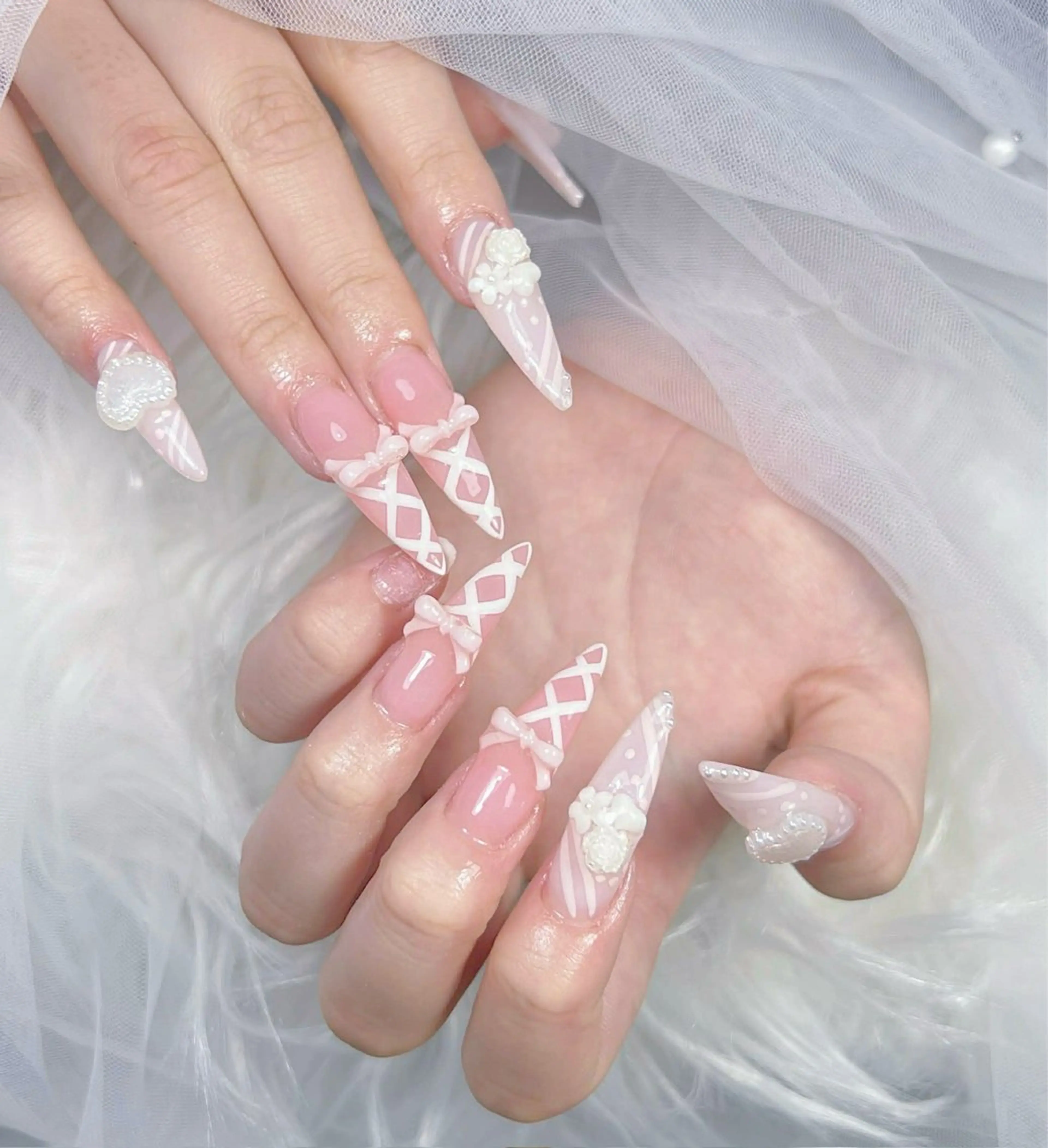 ネイル アートネイル オーロラネイル チークネイル 長さ出し フットネイル Miya_nail所属・Miya _nailのネイルデザイン