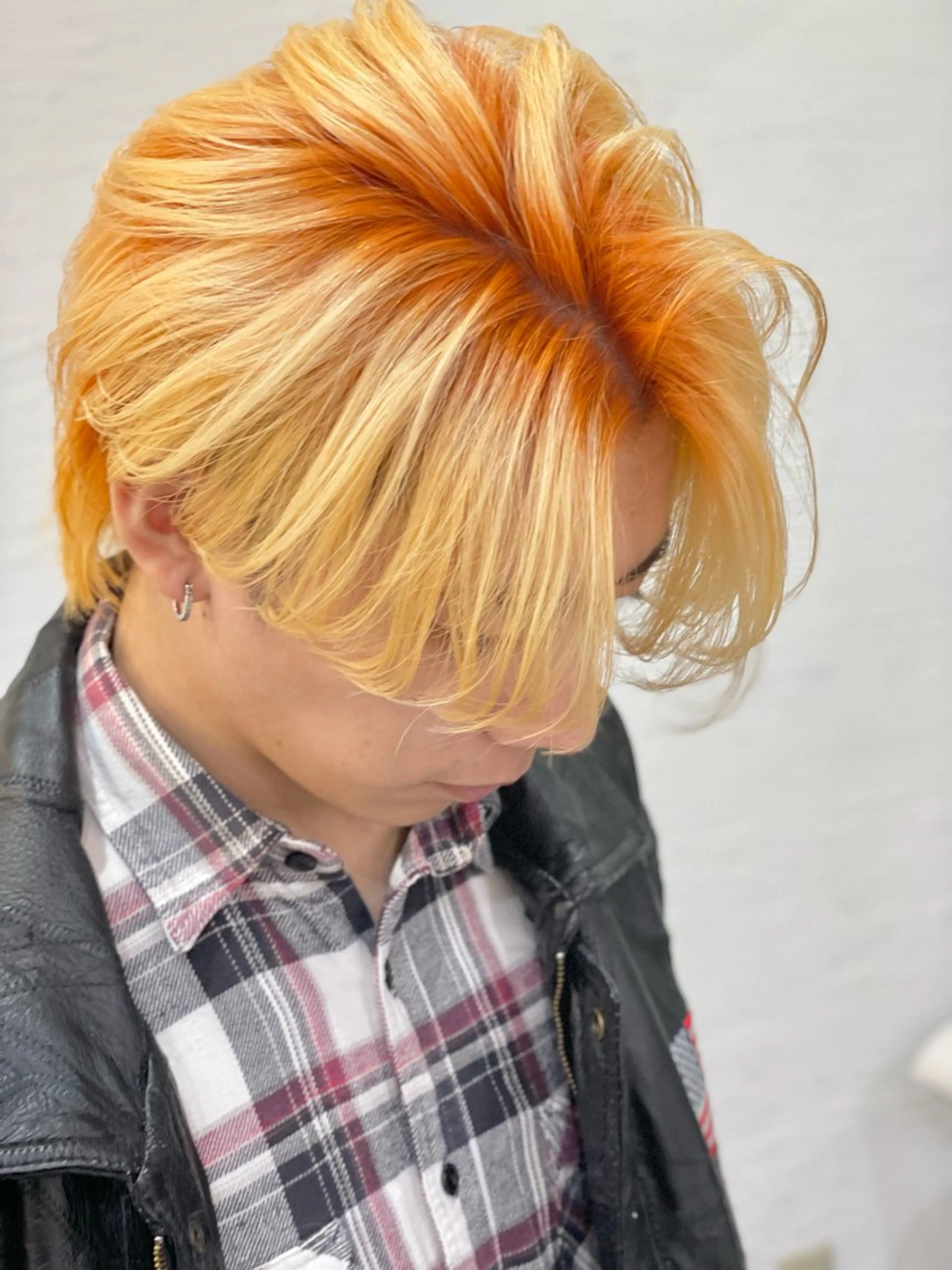 メンズ インク 美容院のヘアスタイル