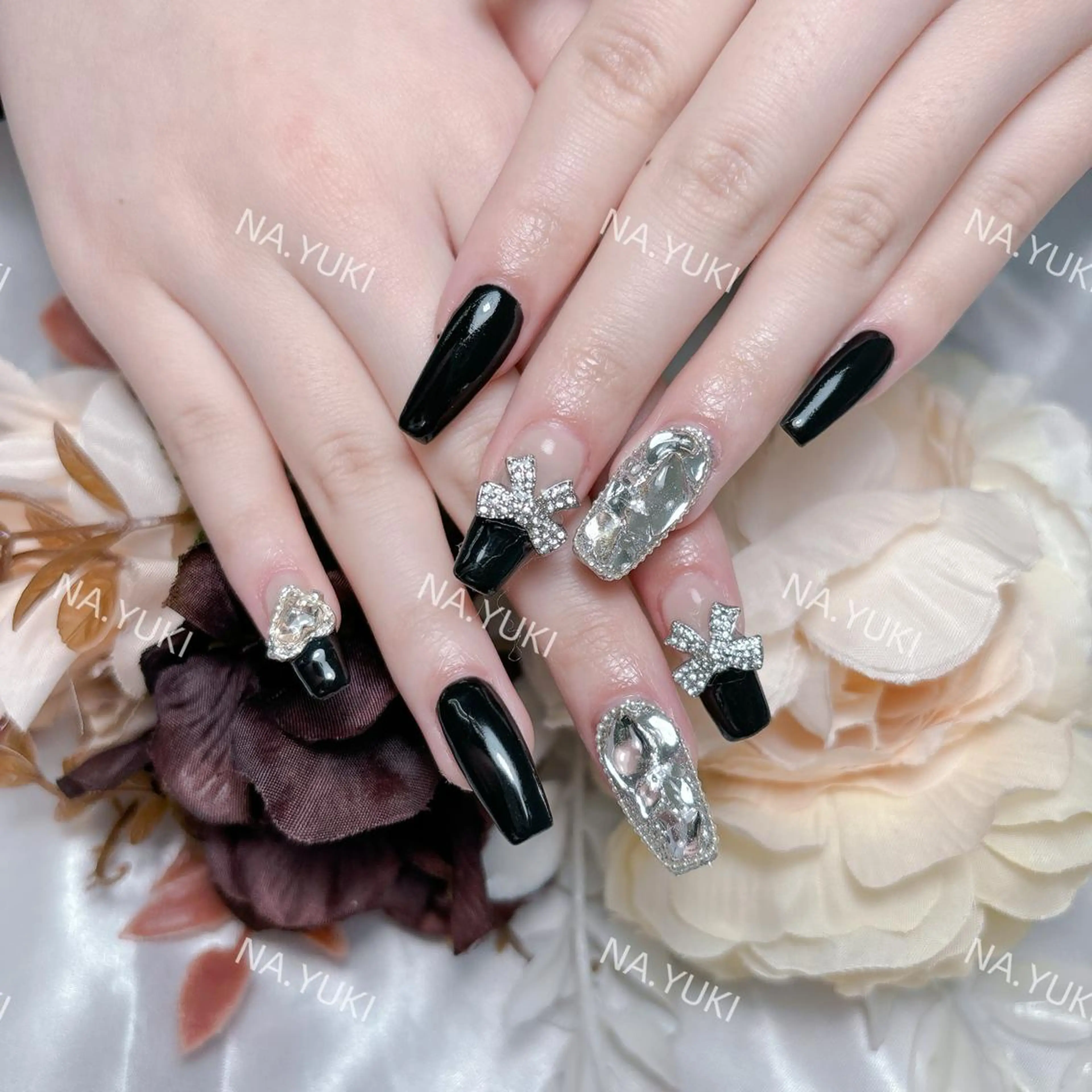 ネイル ハンドネイル ハンドケア Momo 💞のネイルデザイン