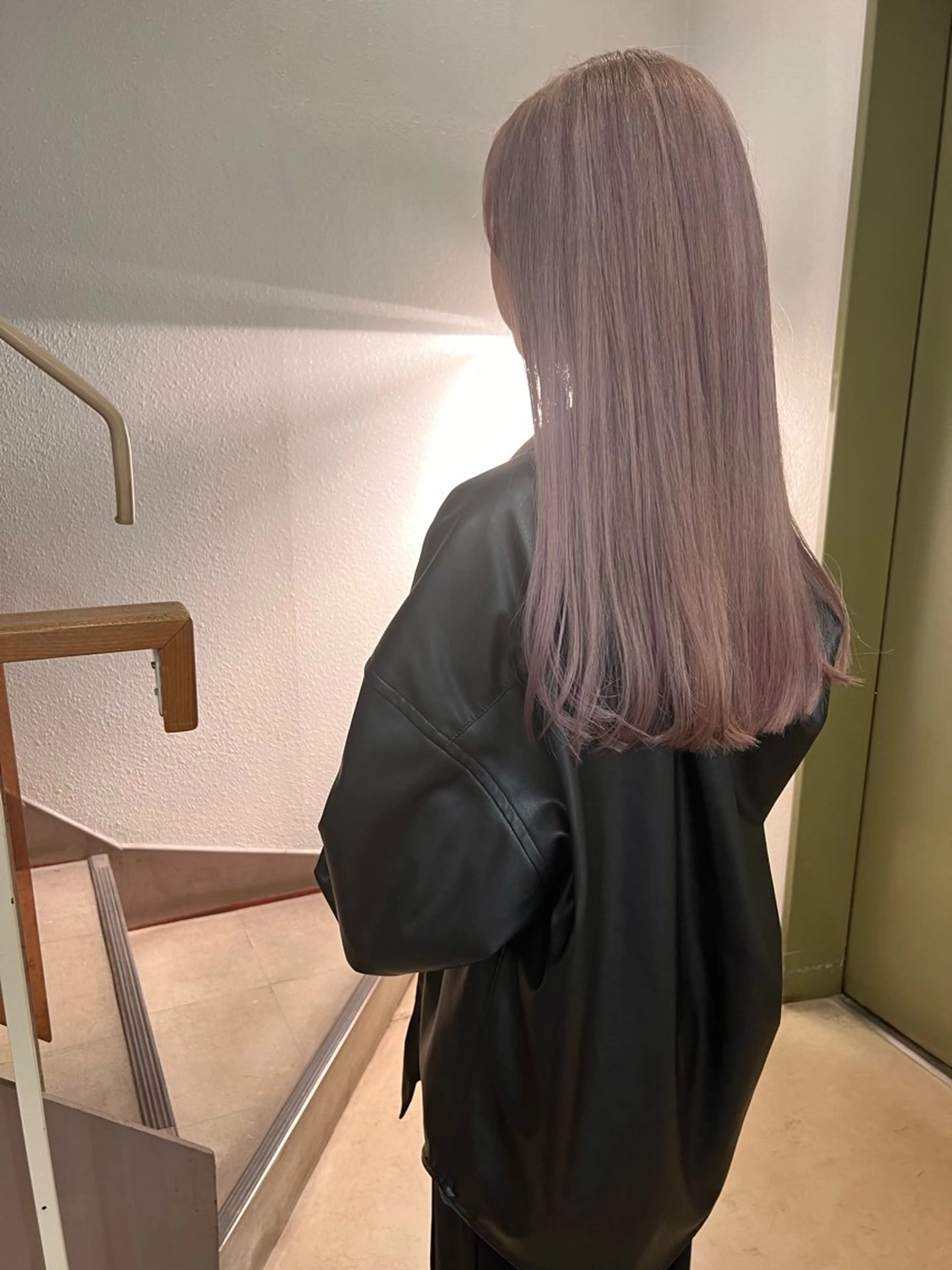 ロング カット ヘアカラー トリートメント 高橋 秀平のヘアスタイル