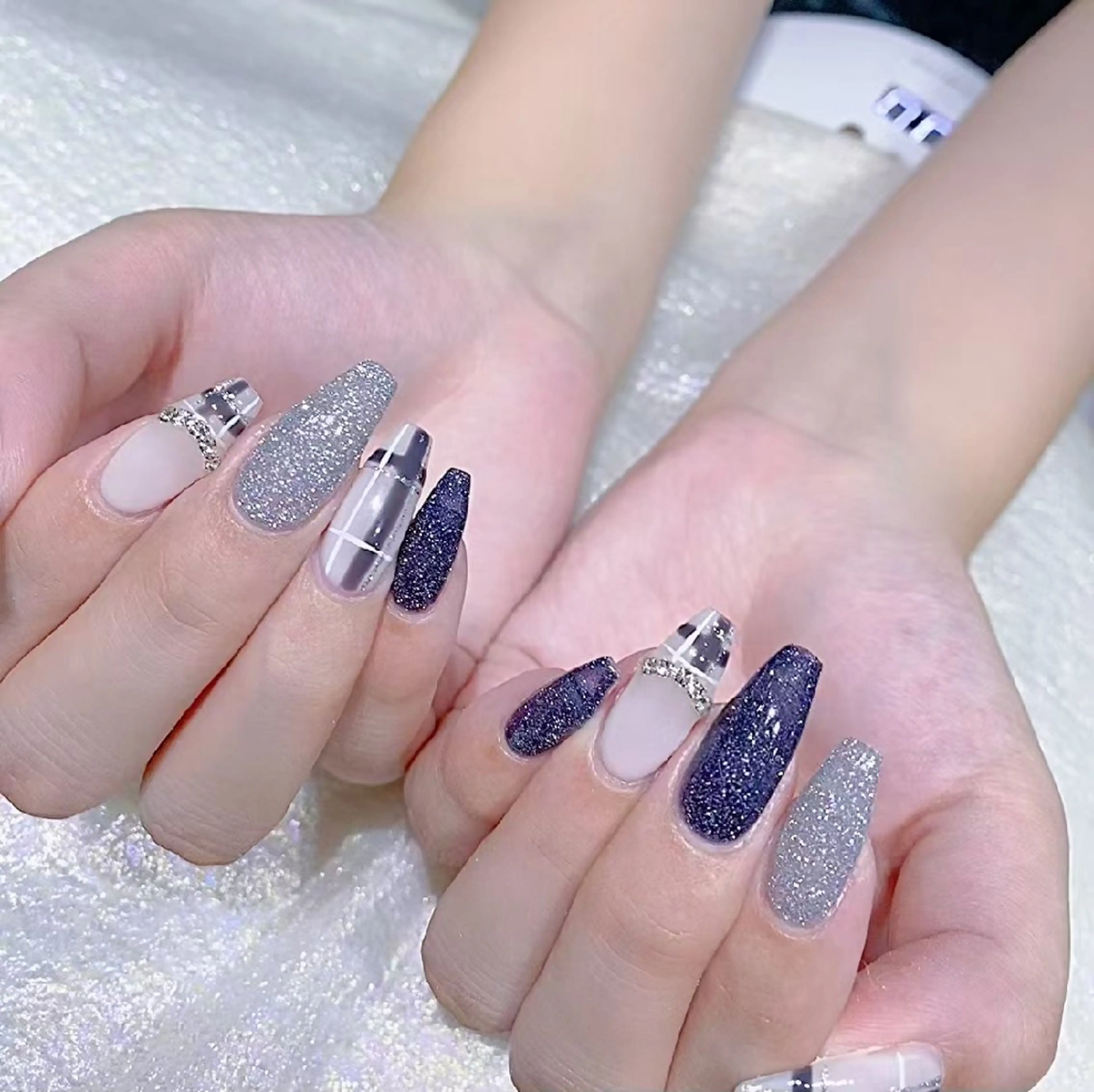 ネイル ハンドネイル Queens みなみのネイルデザイン