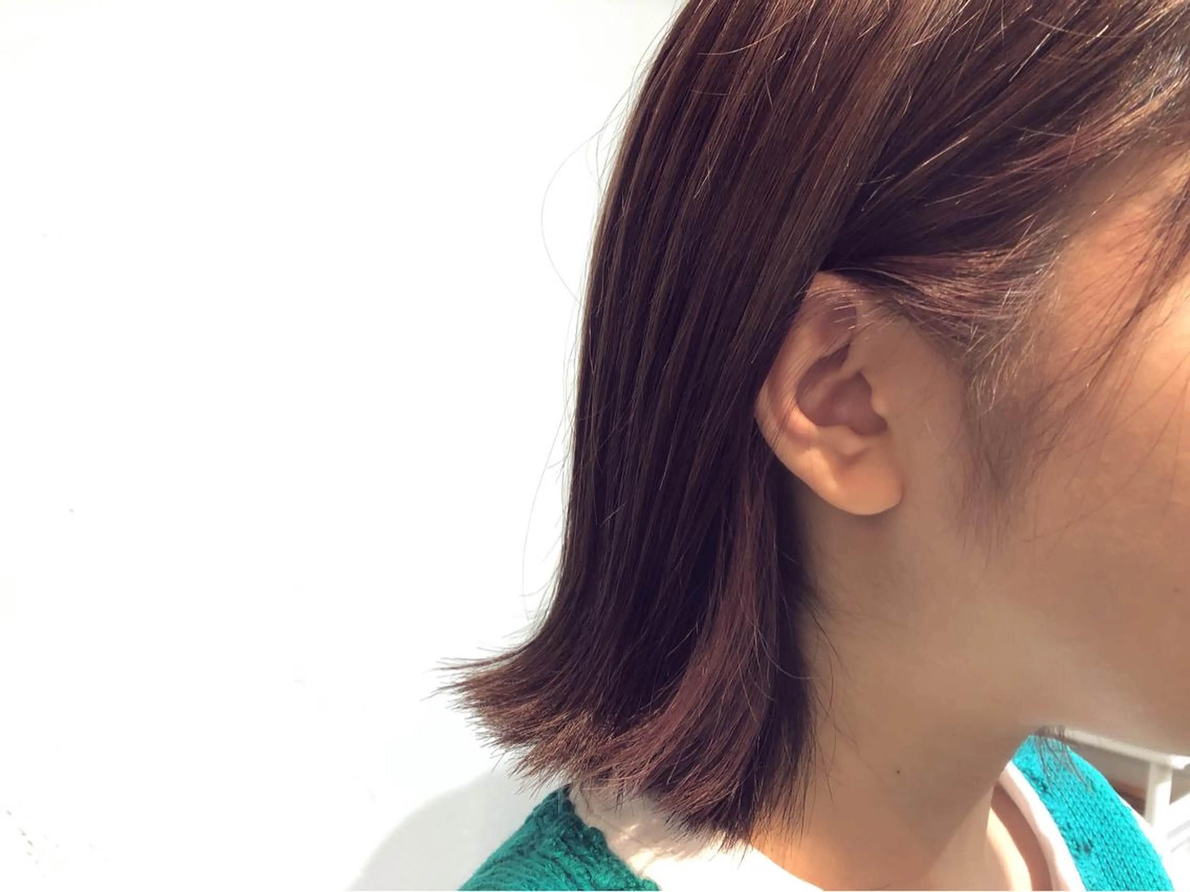 ショート カラー ブリーチ ブロンド イヤリングカラー ピンクカラー パ ルのヘアスタイル