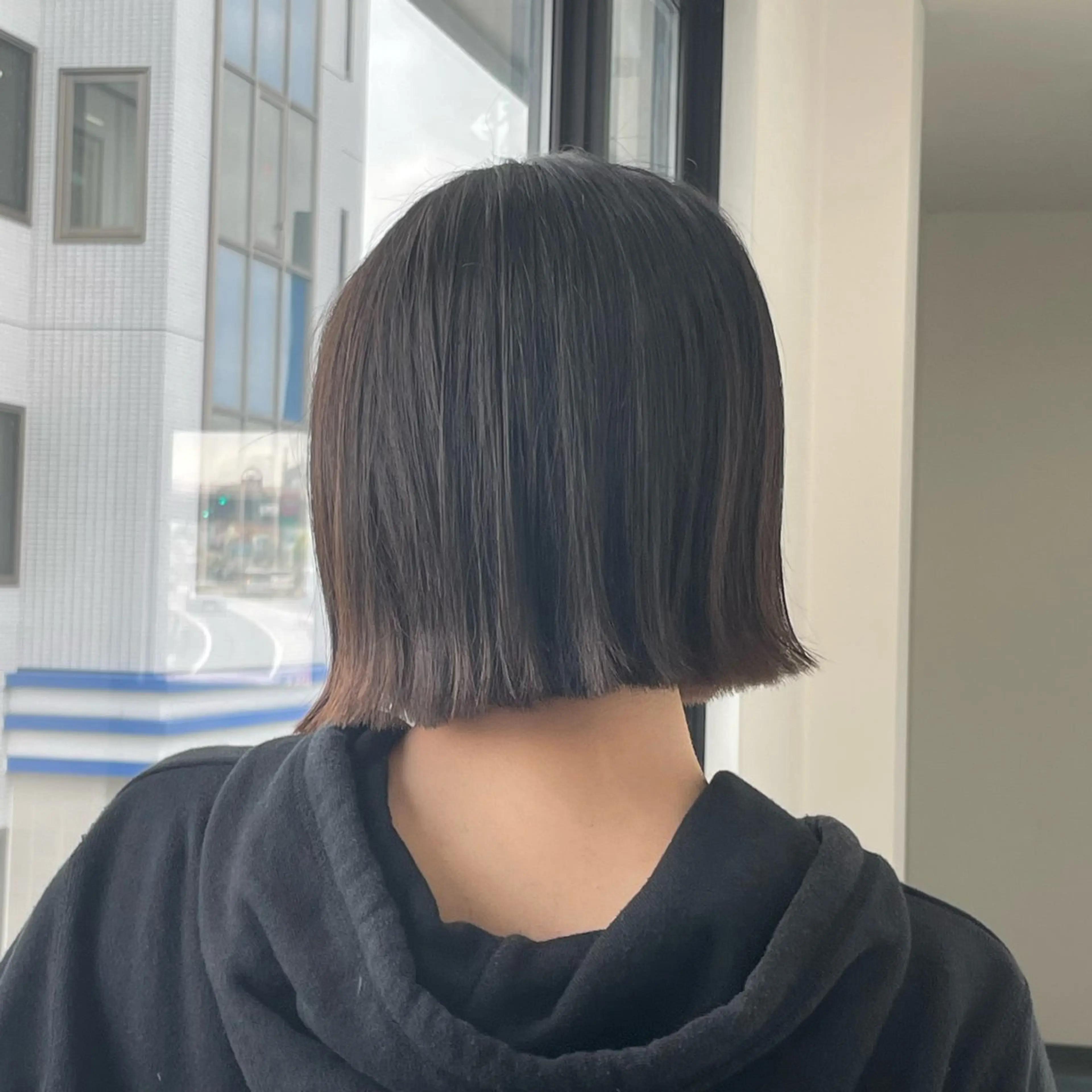 ミディアム カラー 切りっぱなしボブ ボブ ヘアカラー トリートメント 髪質改善/ 上村旺武のヘアスタイル