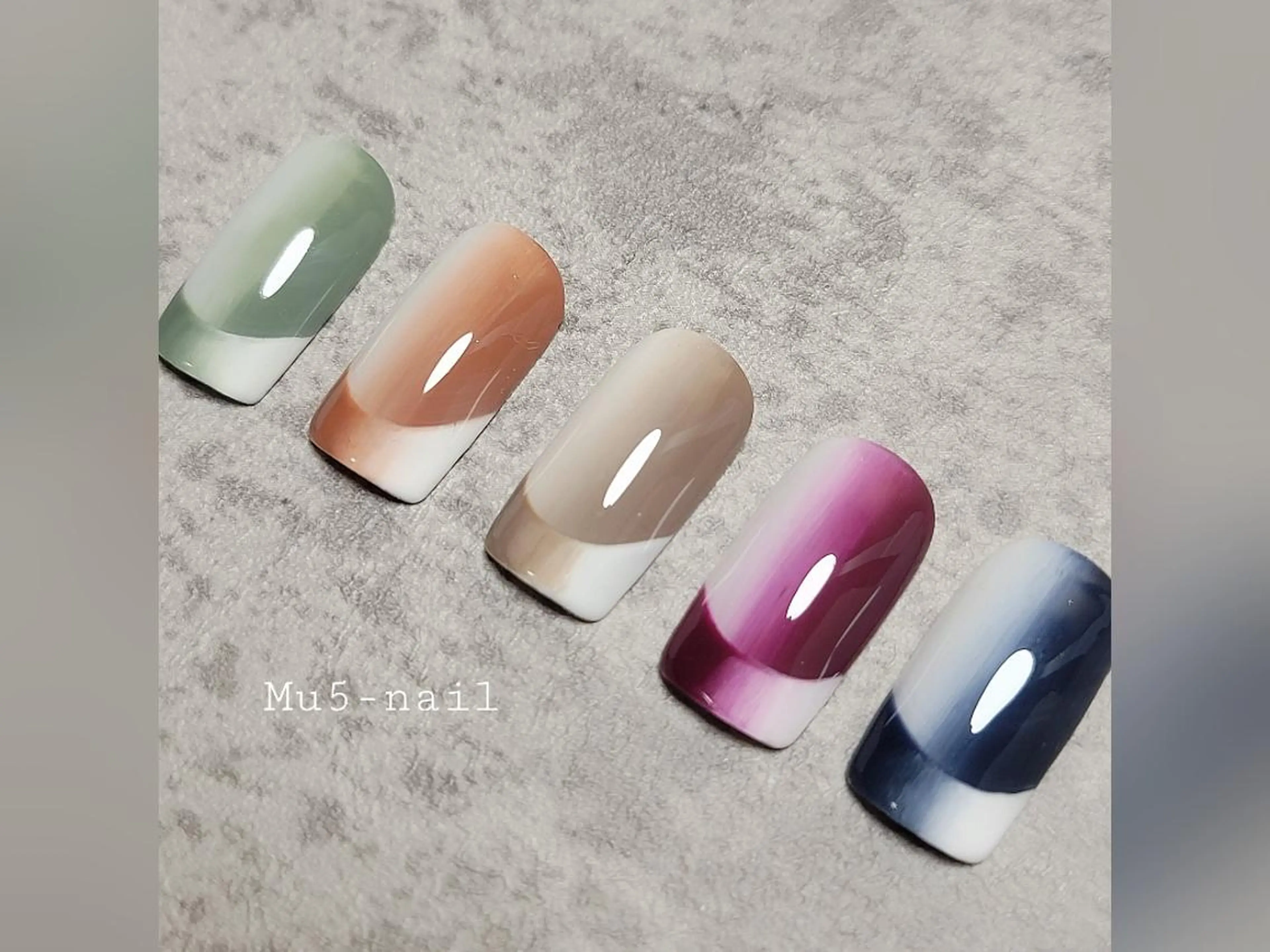 ネイル フレンチネイル オンブレフレンチ MU5-nail 金山ネイルサロンのネイルデザイン