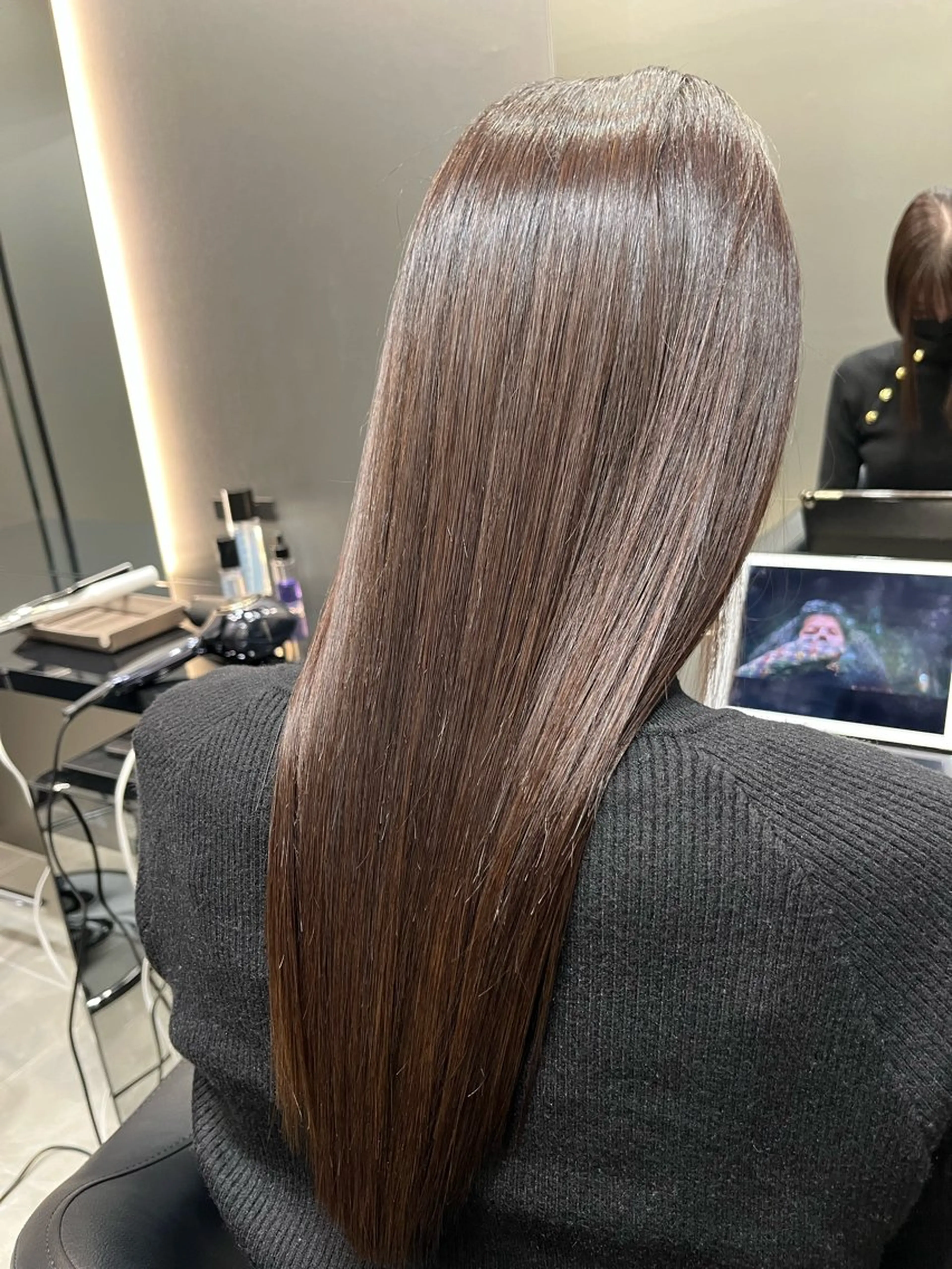 ロング カラー ウスイマイコ カット/ケアカラーのヘアスタイル