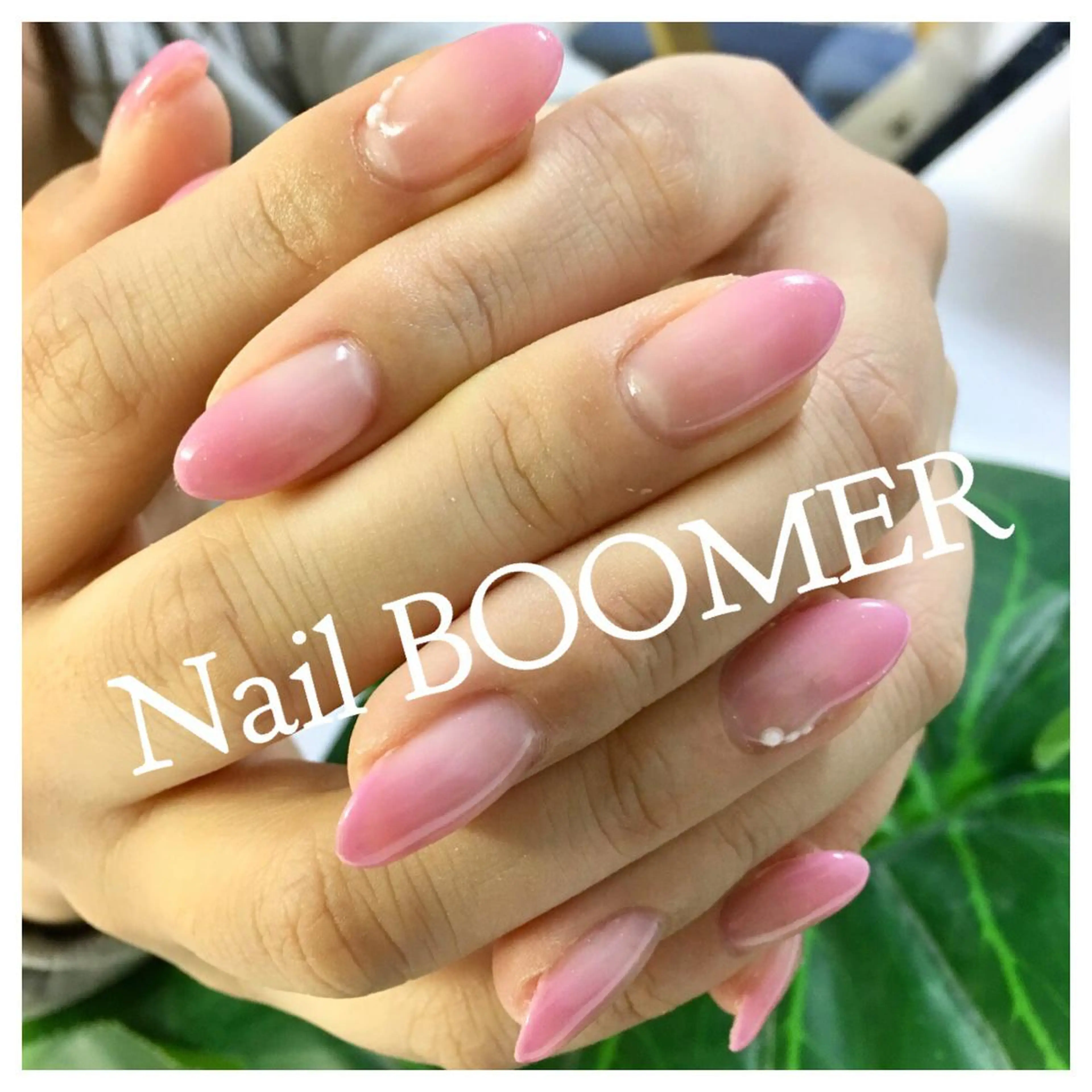 ネイル ハンドネイル ネイル ブーマーのネイルデザイン