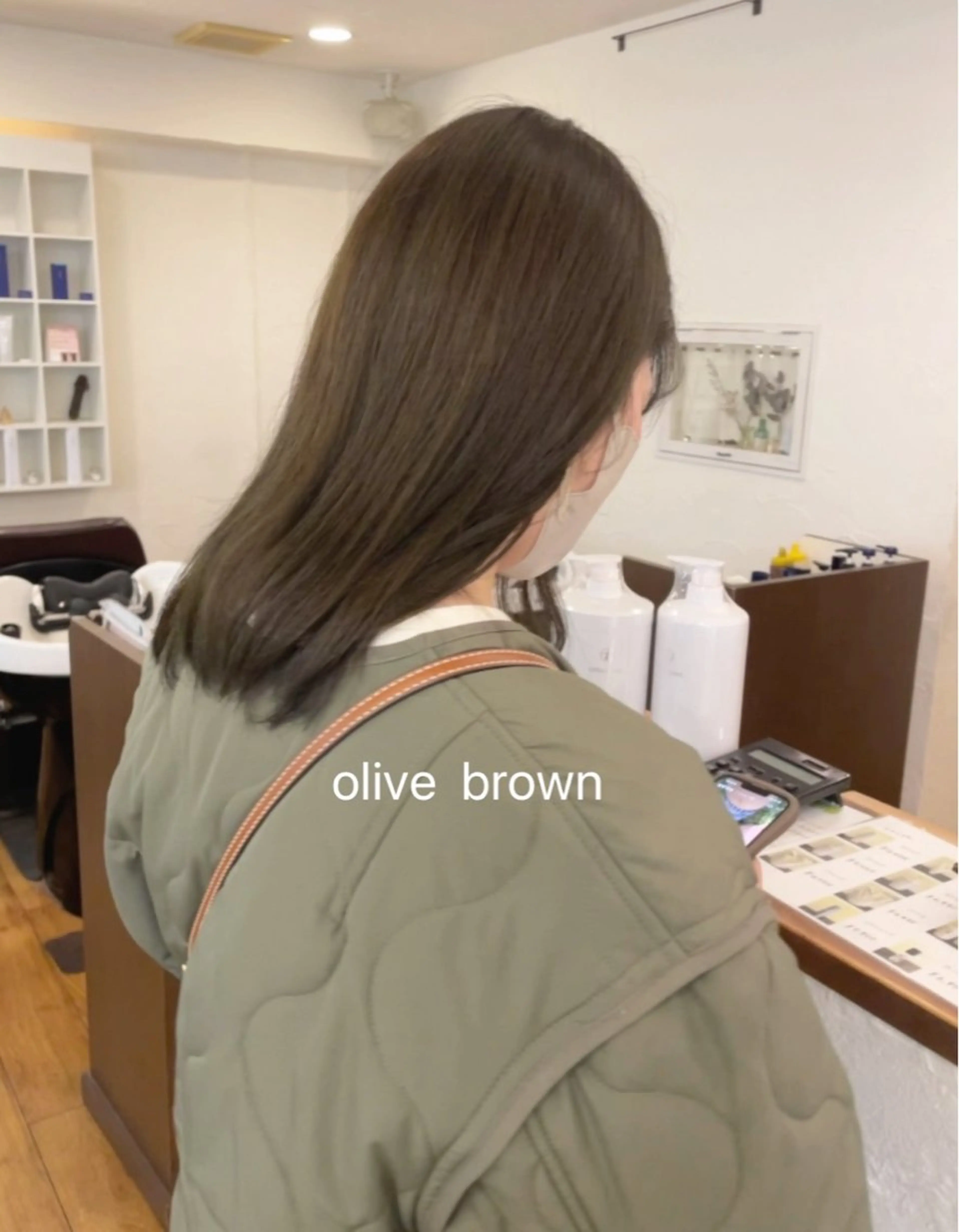 ミディアム カラー ヘアアレンジ 透明感カラー オリーブカラー トリートメント 加藤あいり／大人 可愛いモテカラー♡のヘアスタイル