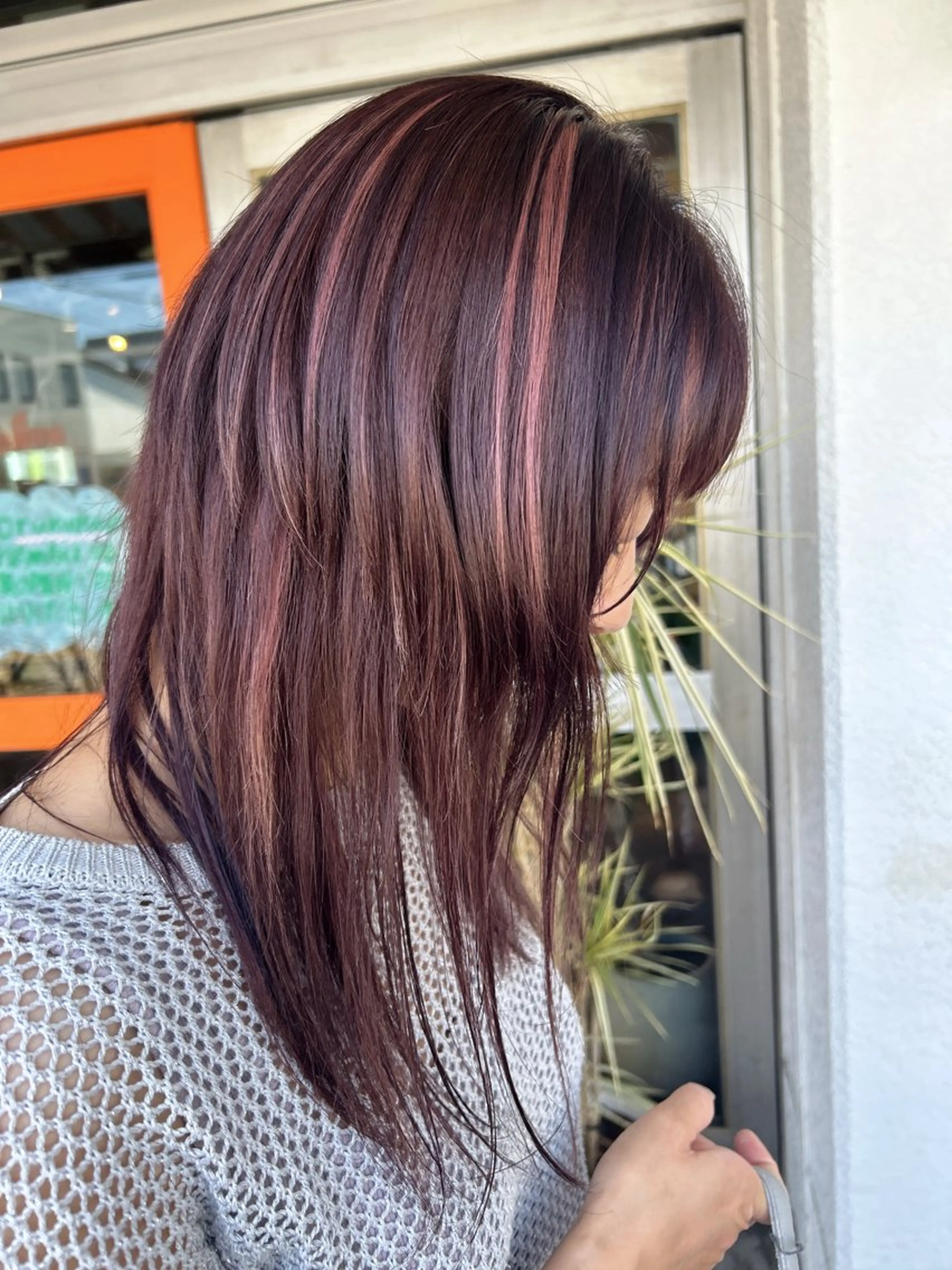 セミロング カラー shiho/レイヤー /透明感カラーのヘアスタイル