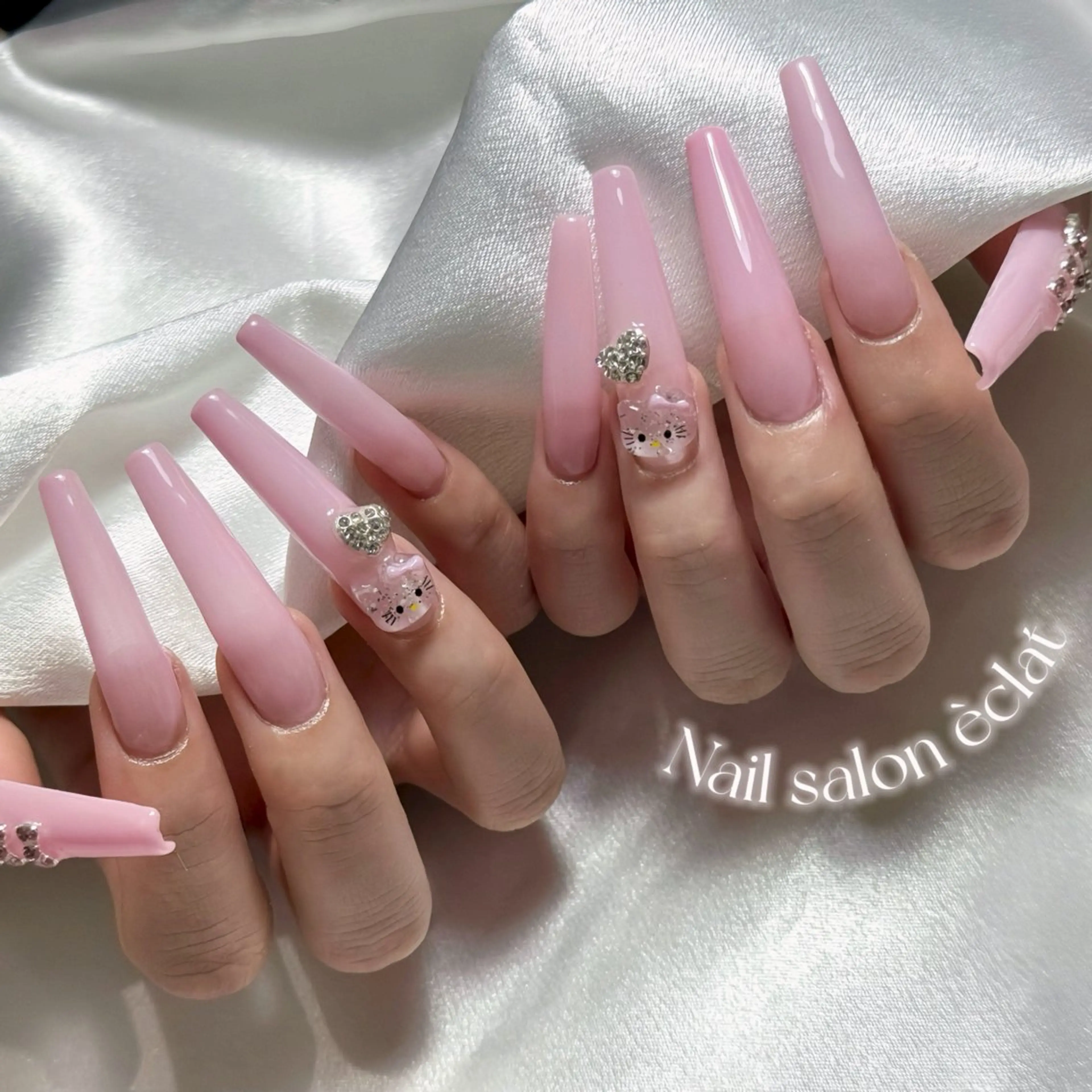 ネイル ハンドネイル éclat ⸝꙳.⋆ 栄｜矢場町のネイルデザイン