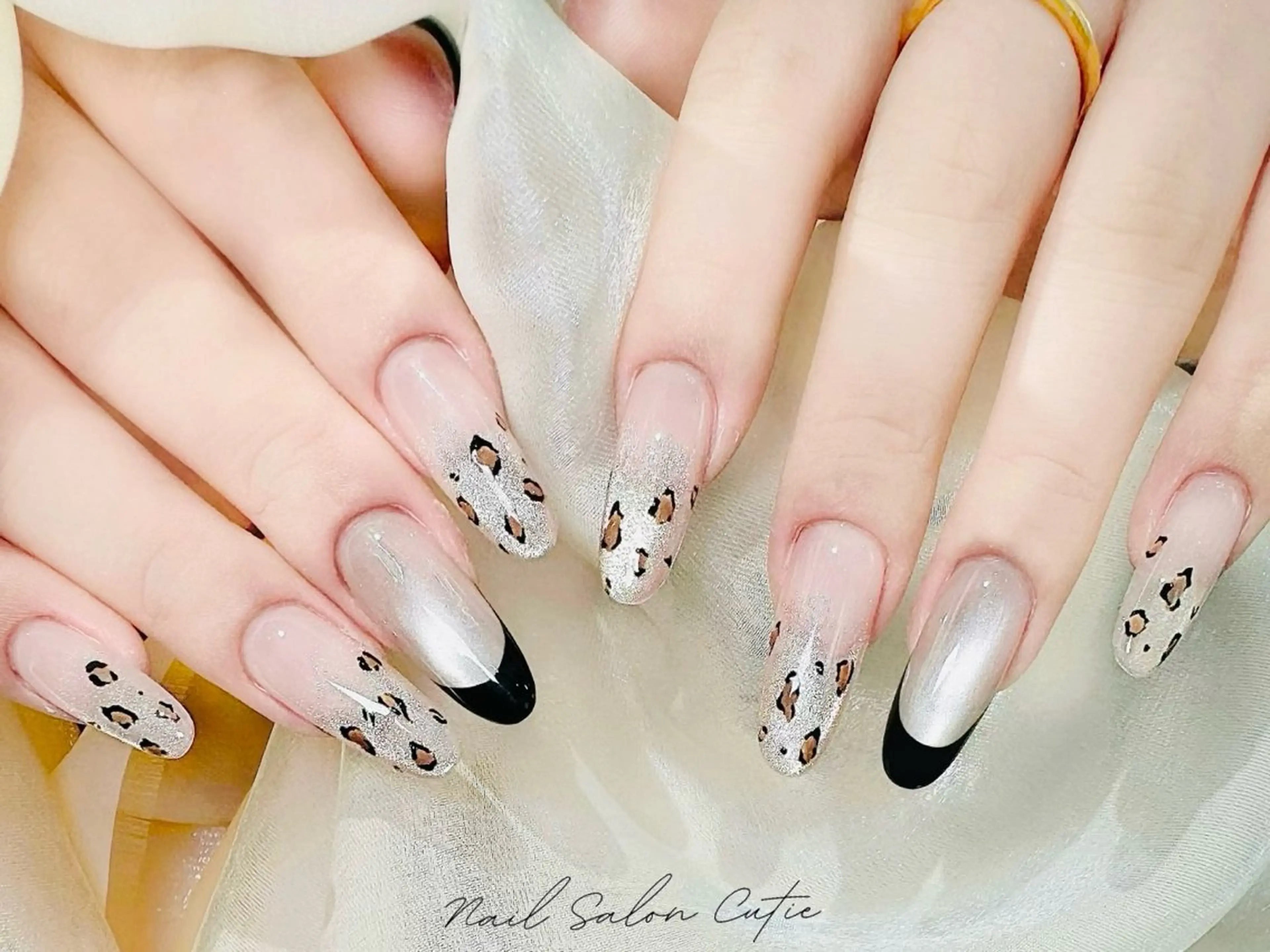 ネイル ジェルネイル 韓国ネイル 持ち込み オフィスネイル パラジェル 池袋ワンホンネイル SALE実施中のネイルデザイン