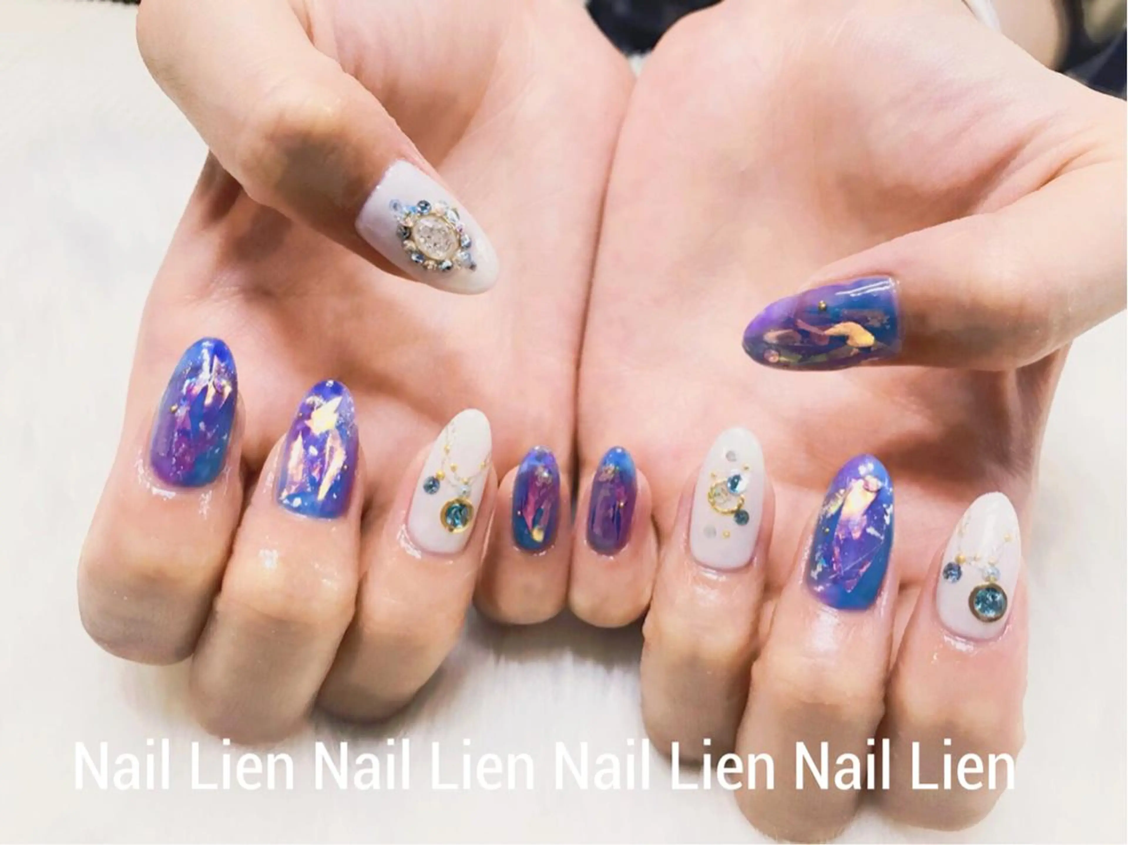 ネイル オーロラネイル Nail lieNのネイルデザイン