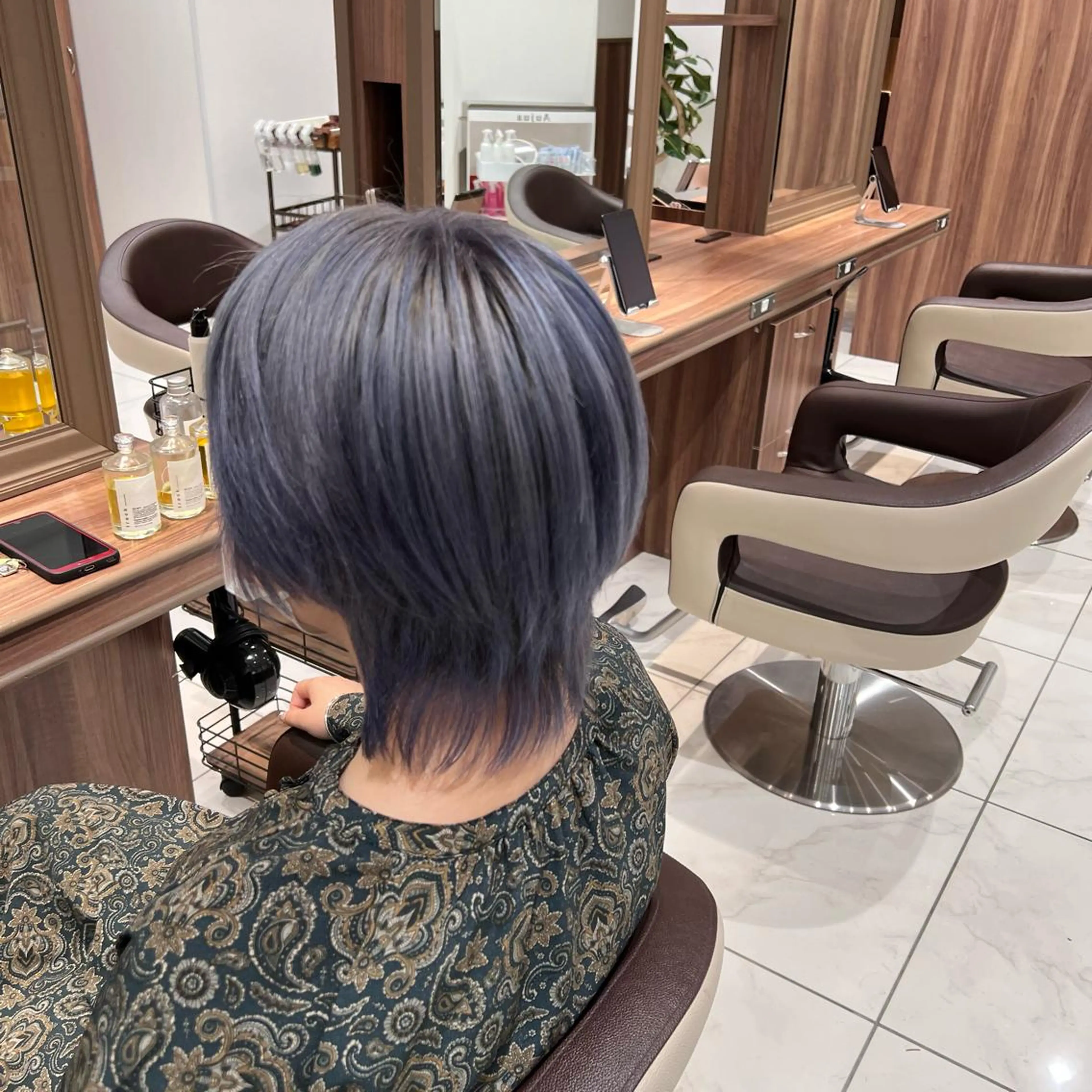 ショート カラー ヘアアレンジ 小白井 由美のヘアスタイル