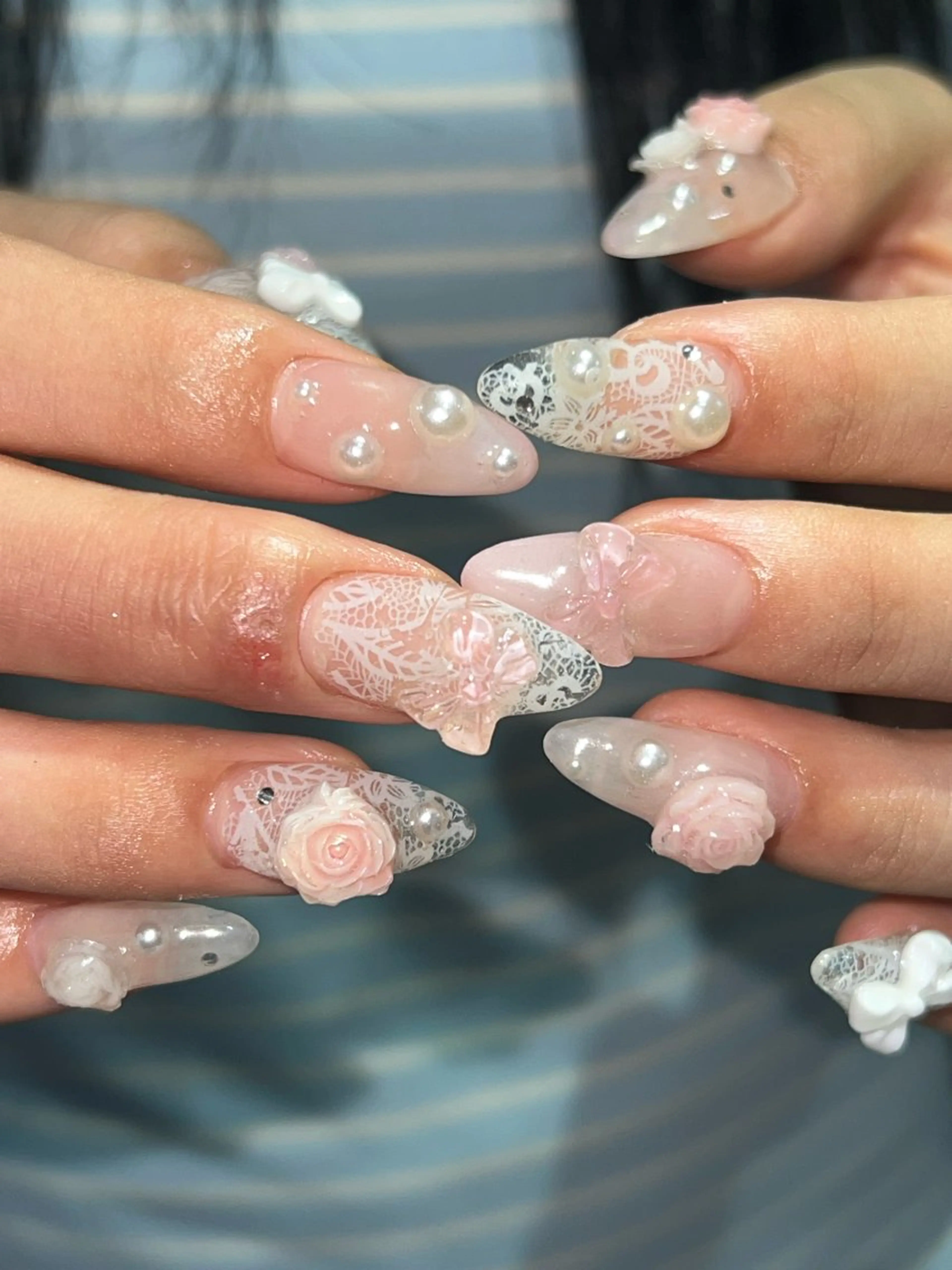 ネイル ハンドネイル Hata nail 🎀個性派ニュアンスのネイルデザイン