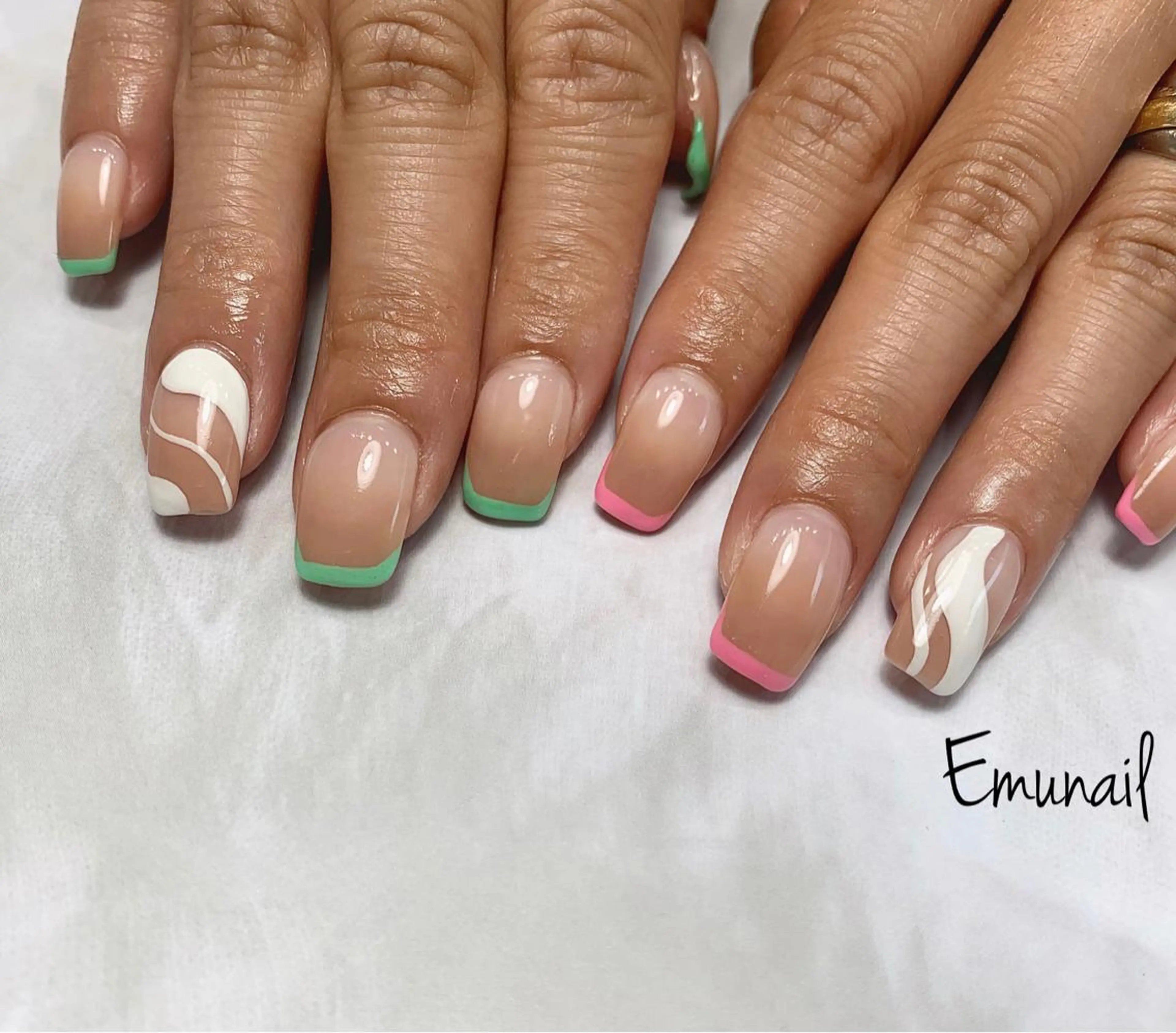 ネイル Emu Nailのネイルデザイン