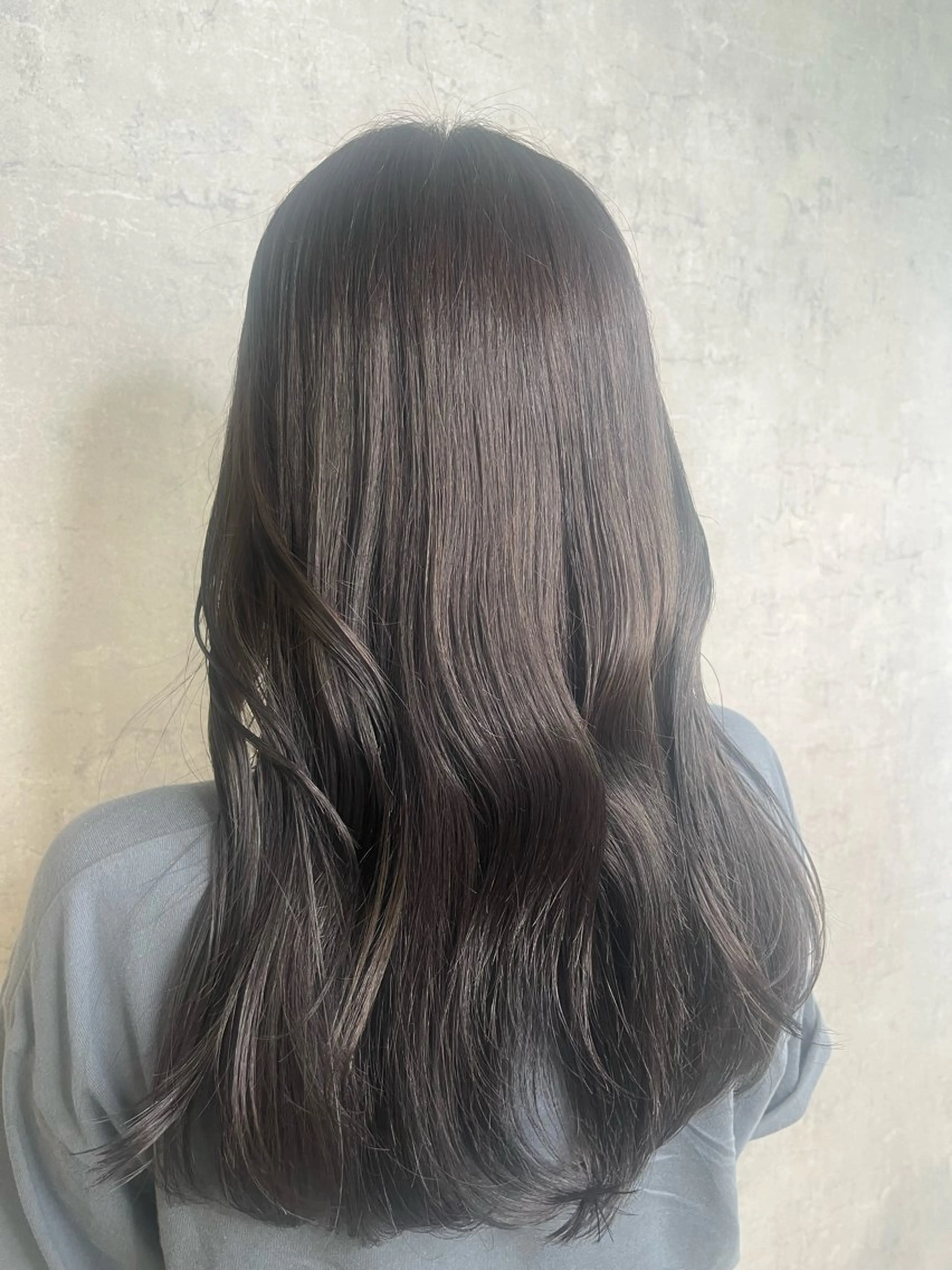 セミロング KAEDE🎀 カラー＆パーマ特化のヘアスタイル