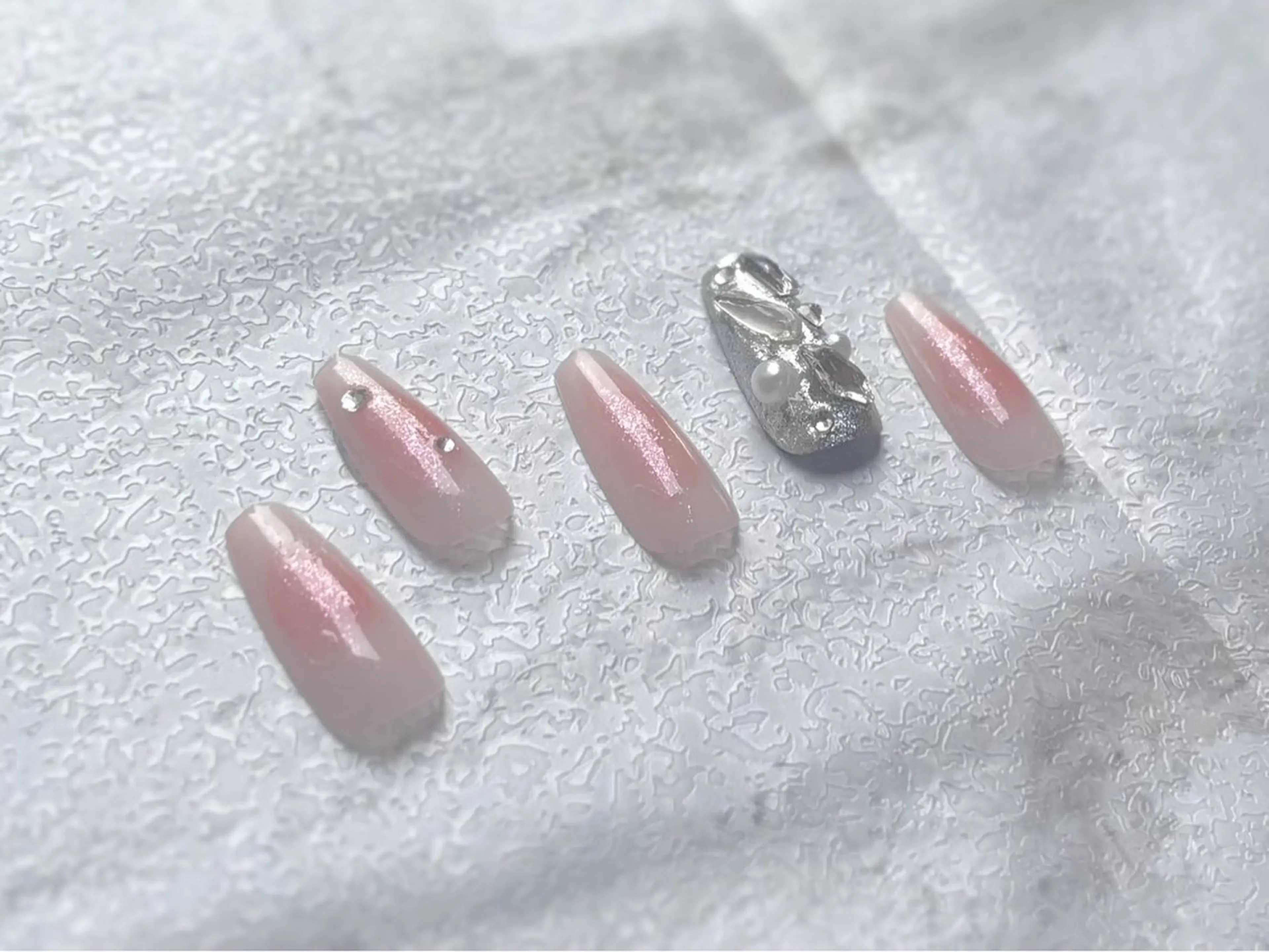 ネイル ワンホンネイル ハンドネイル Bibinail ☆namiのネイルデザイン