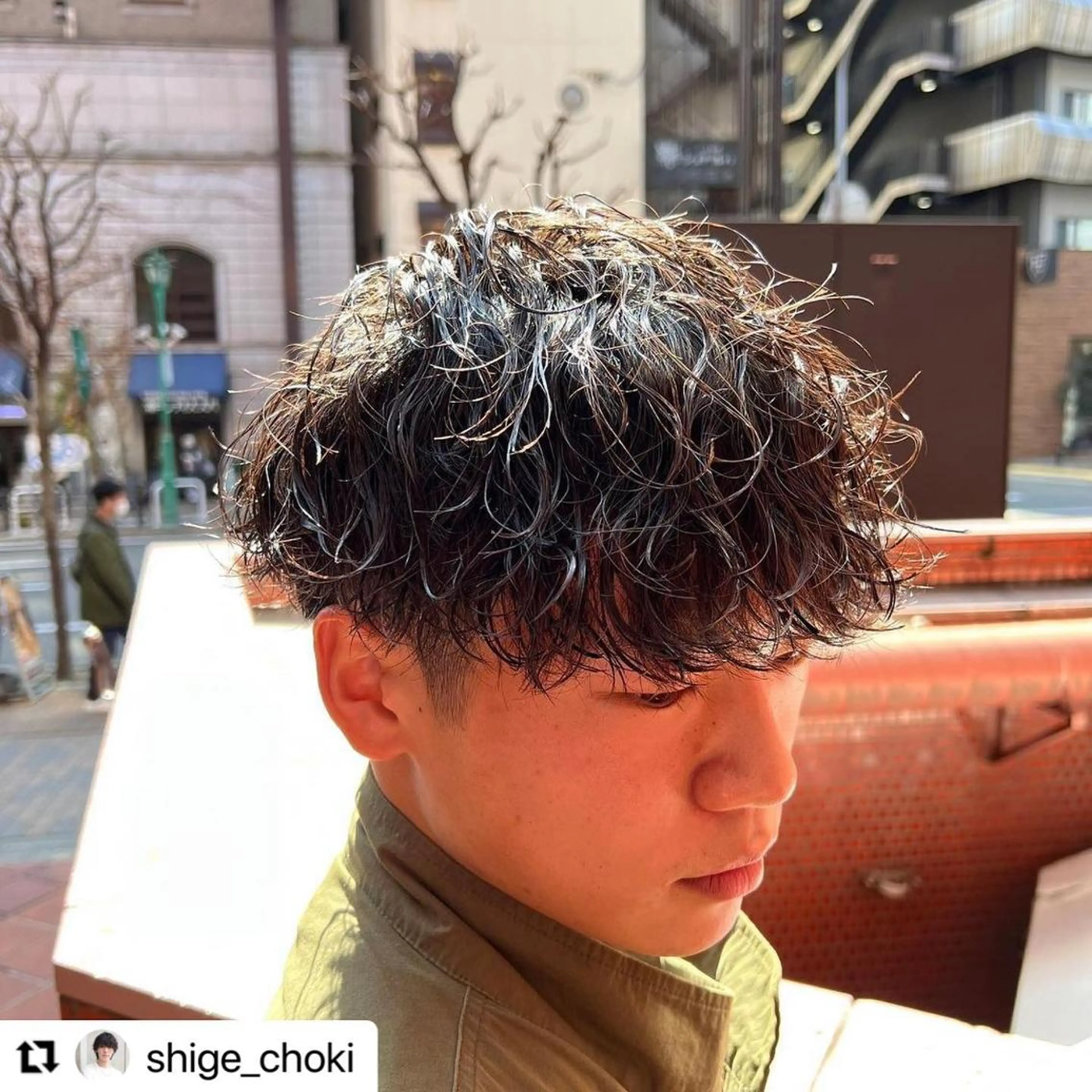 ショート カラー パーマ メンズ センターパート メンズ韓国風 マッシュ メンズパーマ メンズツイストパーマ 🩷Eny terrace🩷のヘアスタイル