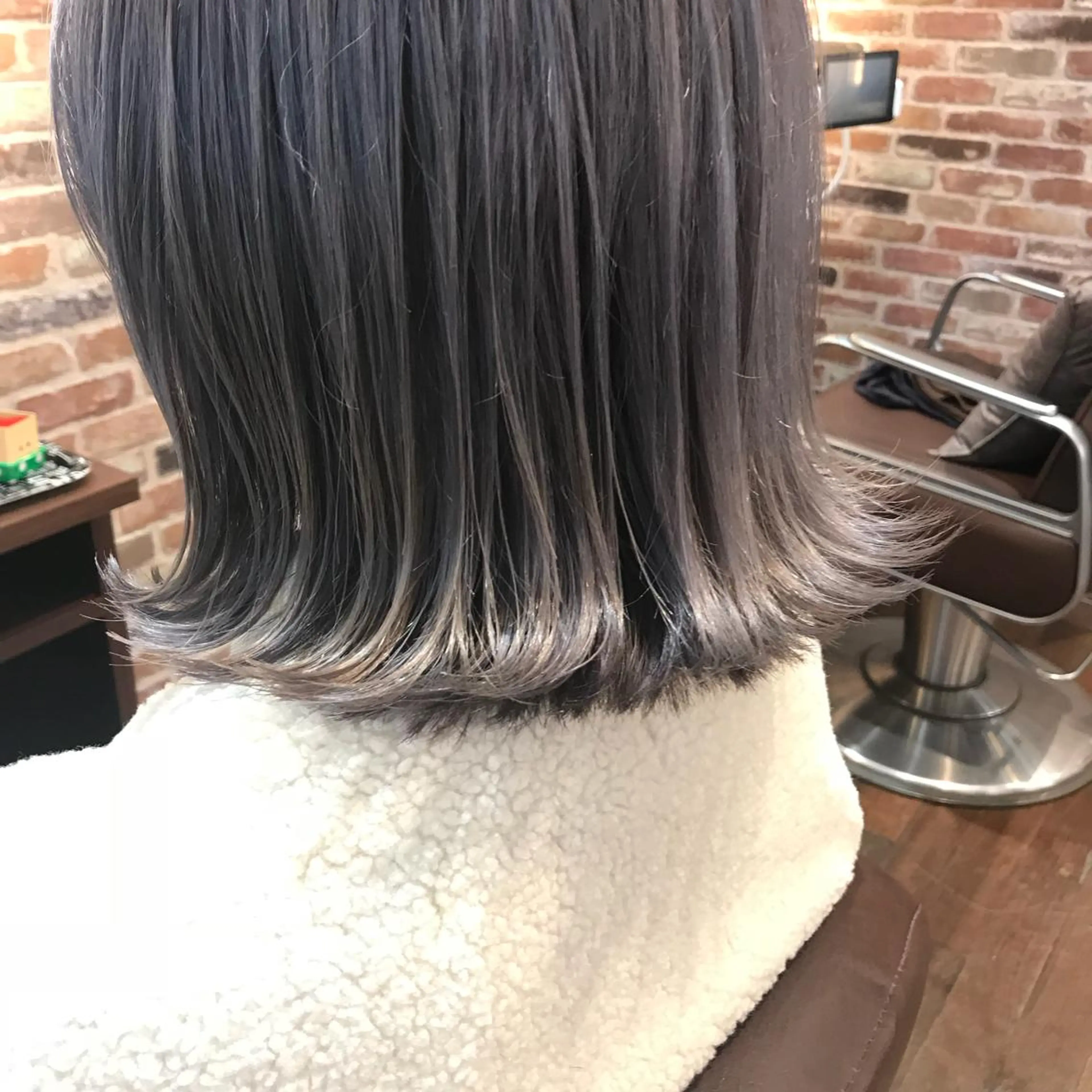 ミディアム カラー chic.🍋 Kirariのヘアスタイル