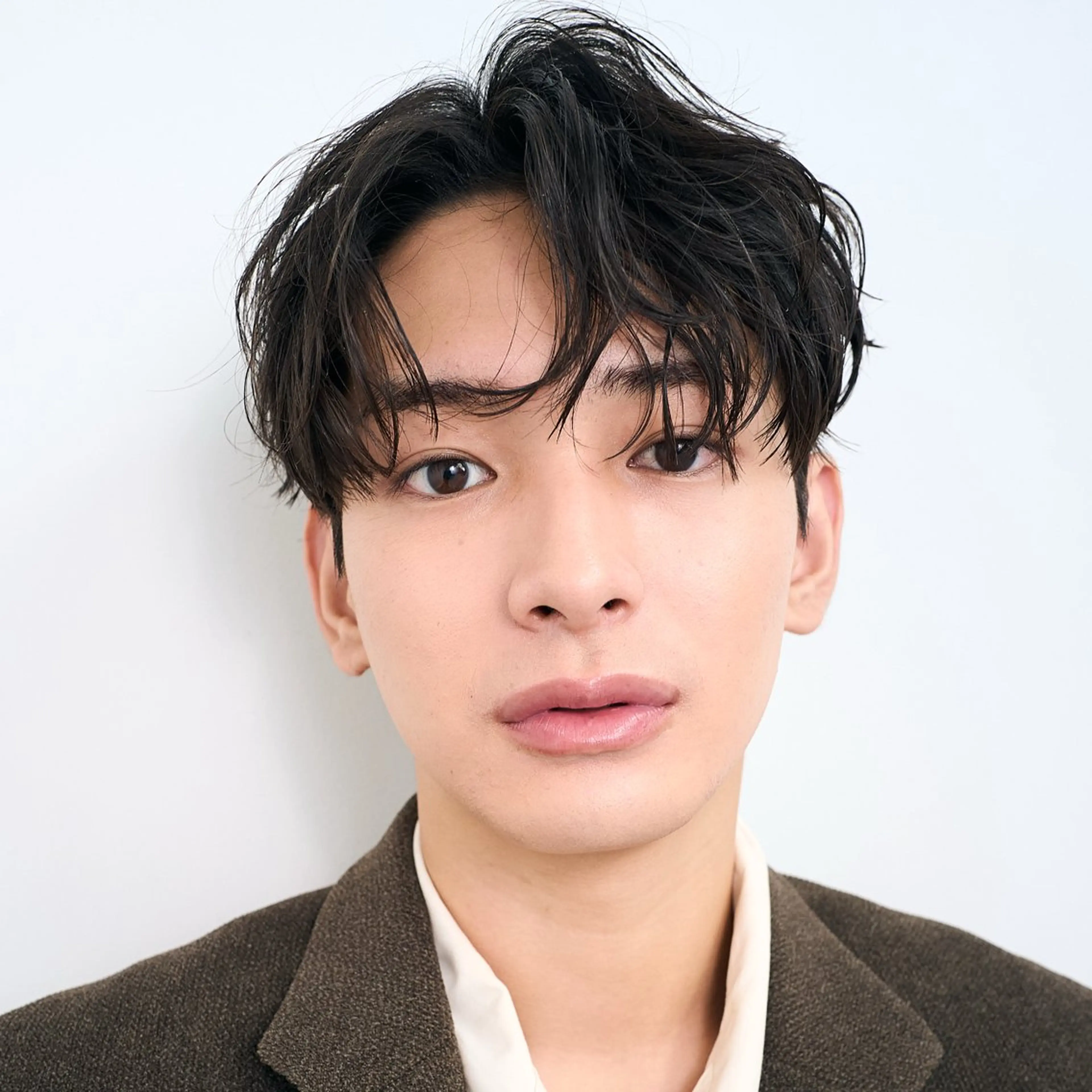 ショート カラー パーマ メンズ メンズパーマ メンズツイストパーマ くせ毛 トリートメント ツイストパーマ カット パーマ ヘッドスパ 朝楽メンズパーマ 🥇メンズカット吉田のヘアスタイル