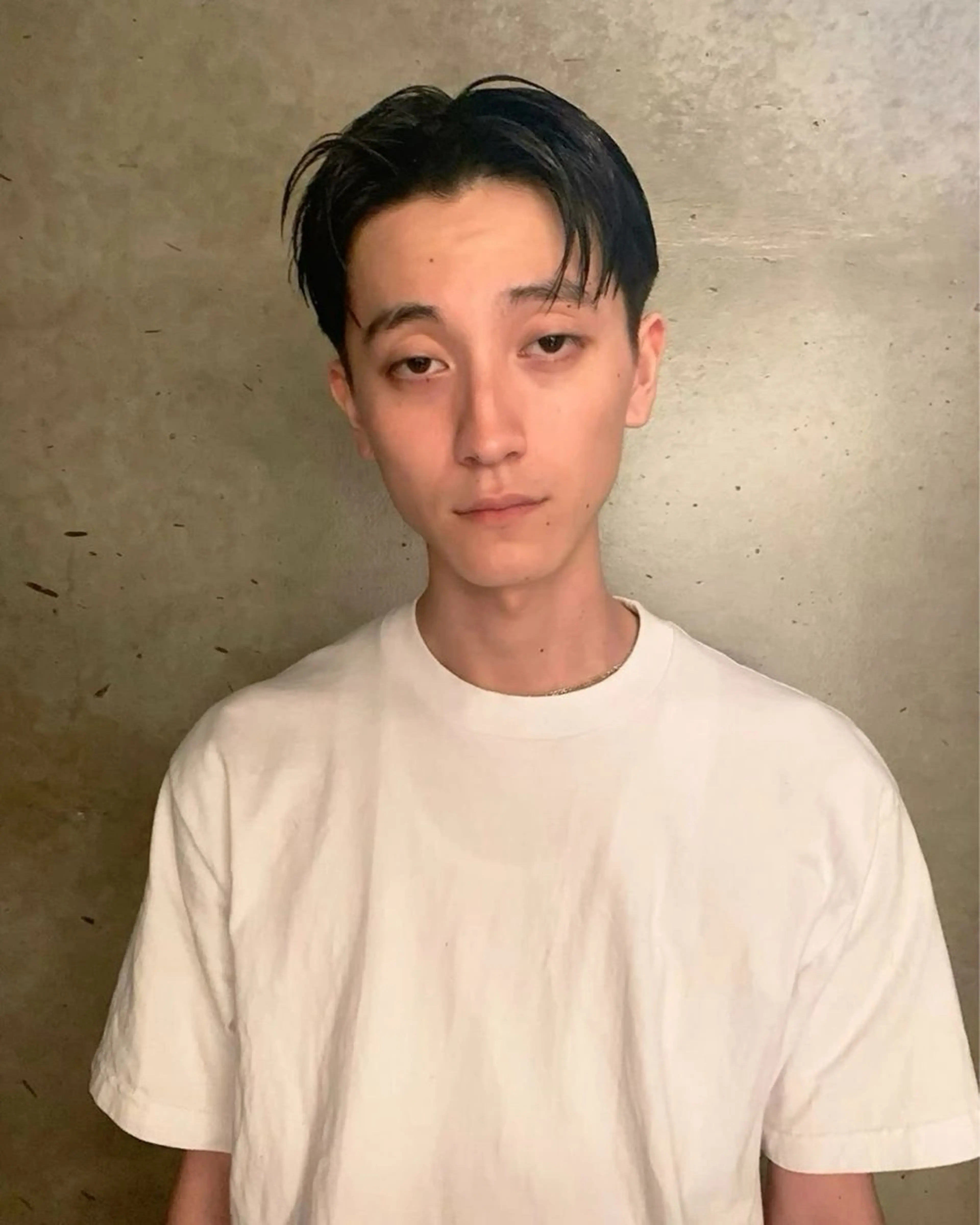 ミディアム メンズ センターパート 加藤 祐斗のヘアスタイル