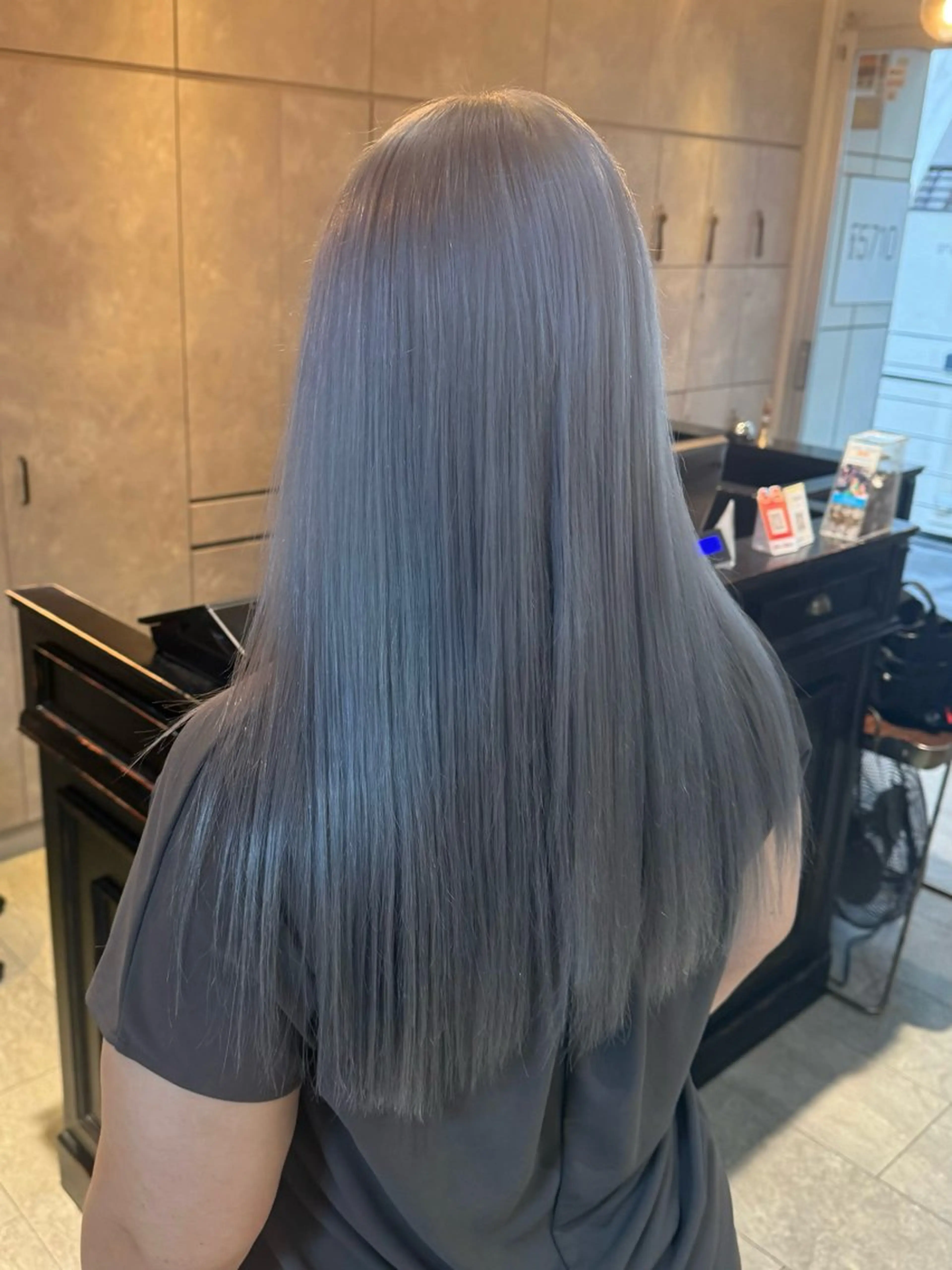 ロング カラー 🎀ハイトーン・艶 カラー HANA🎀のヘアスタイル