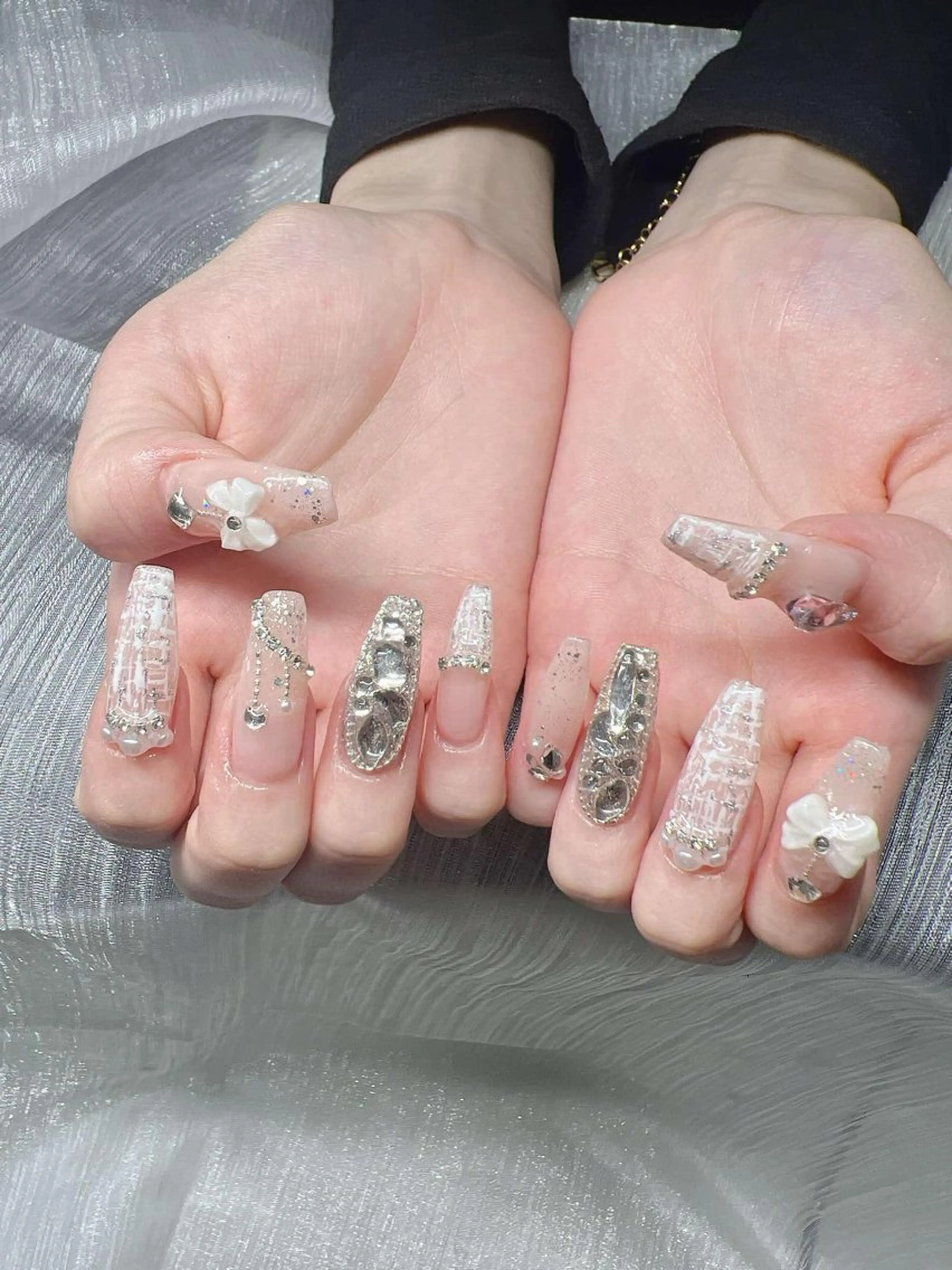 ネイル オーロラネイル チークネイル 長さ出し フットネイル フレンチネイル Lee Nails チップ長さだし専門店のネイルデザイン