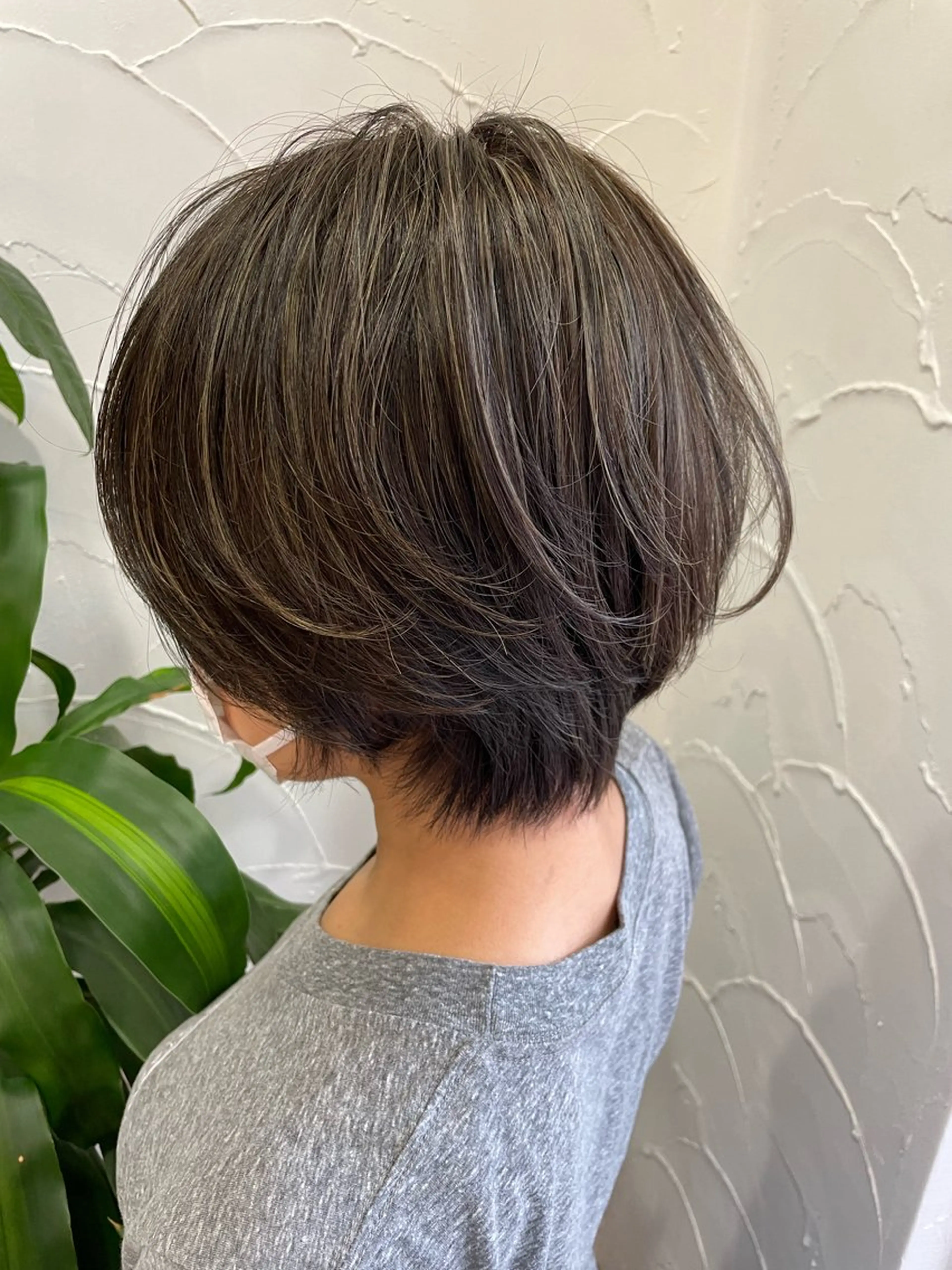 ショート カラー UNBLEACH ブリーチカラーのヘアスタイル