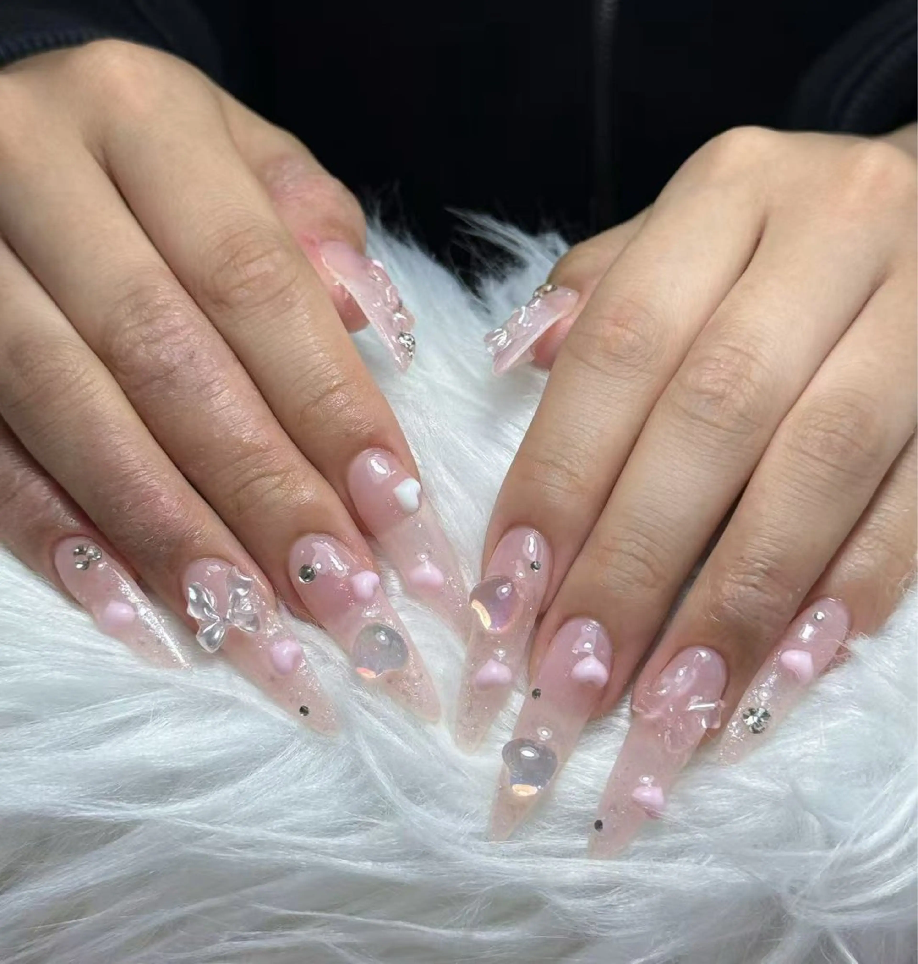 ネイル 佐藤 愛のネイルデザイン
