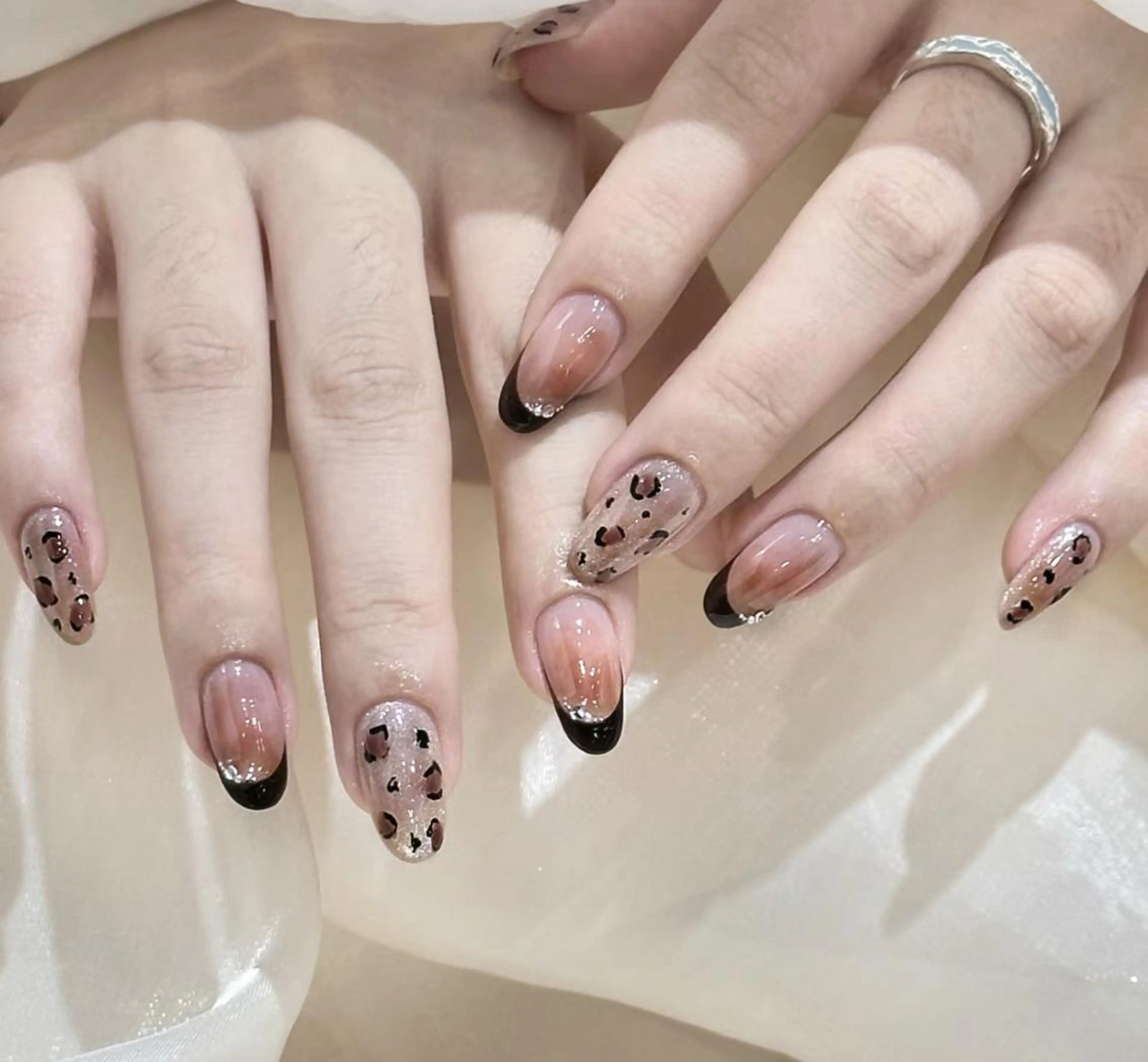 ネイル ハンドネイル ハンドケア 🍑 momo_nailのネイルデザイン