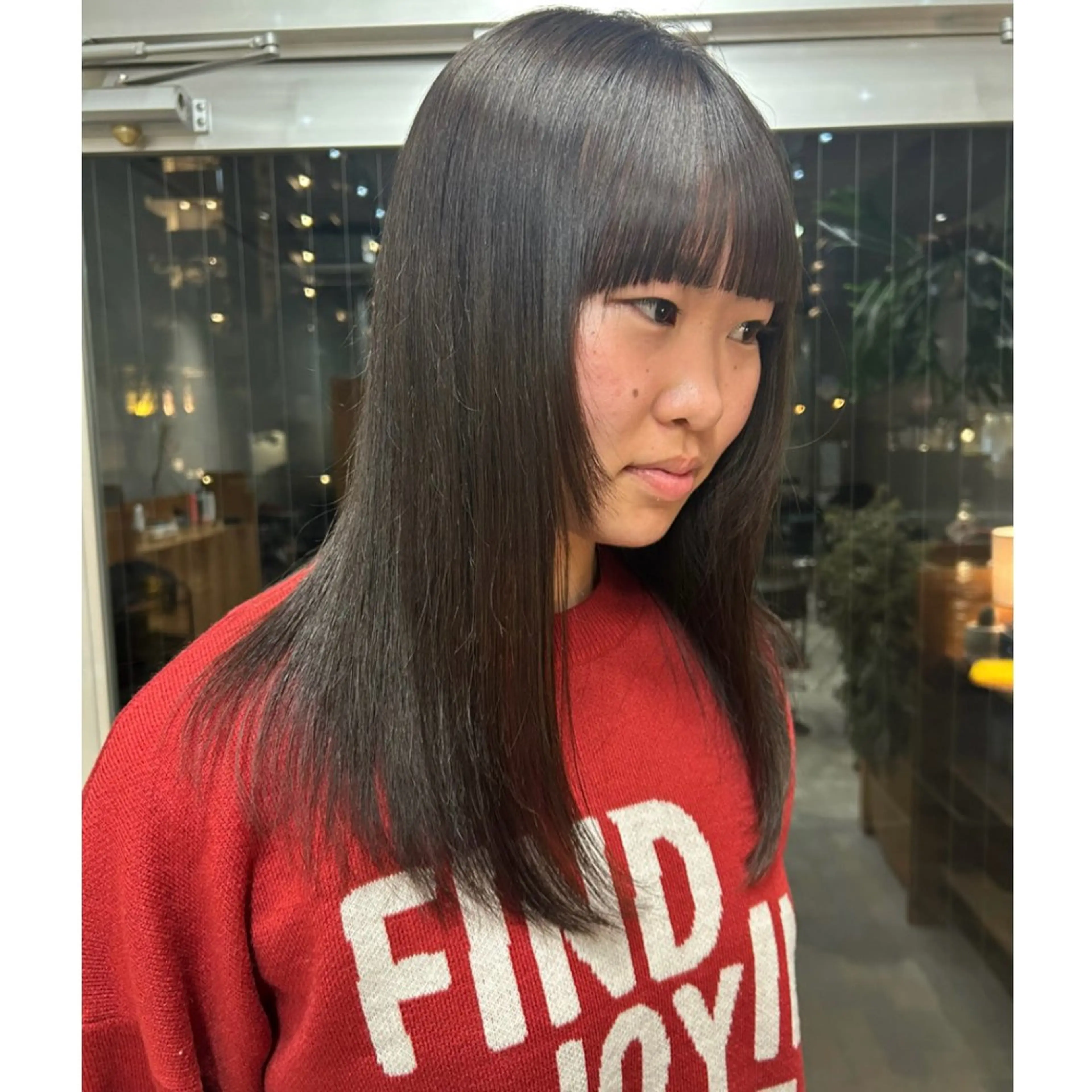 縮毛矯正 カエデ🐬 カットカラーモデルのヘアスタイル