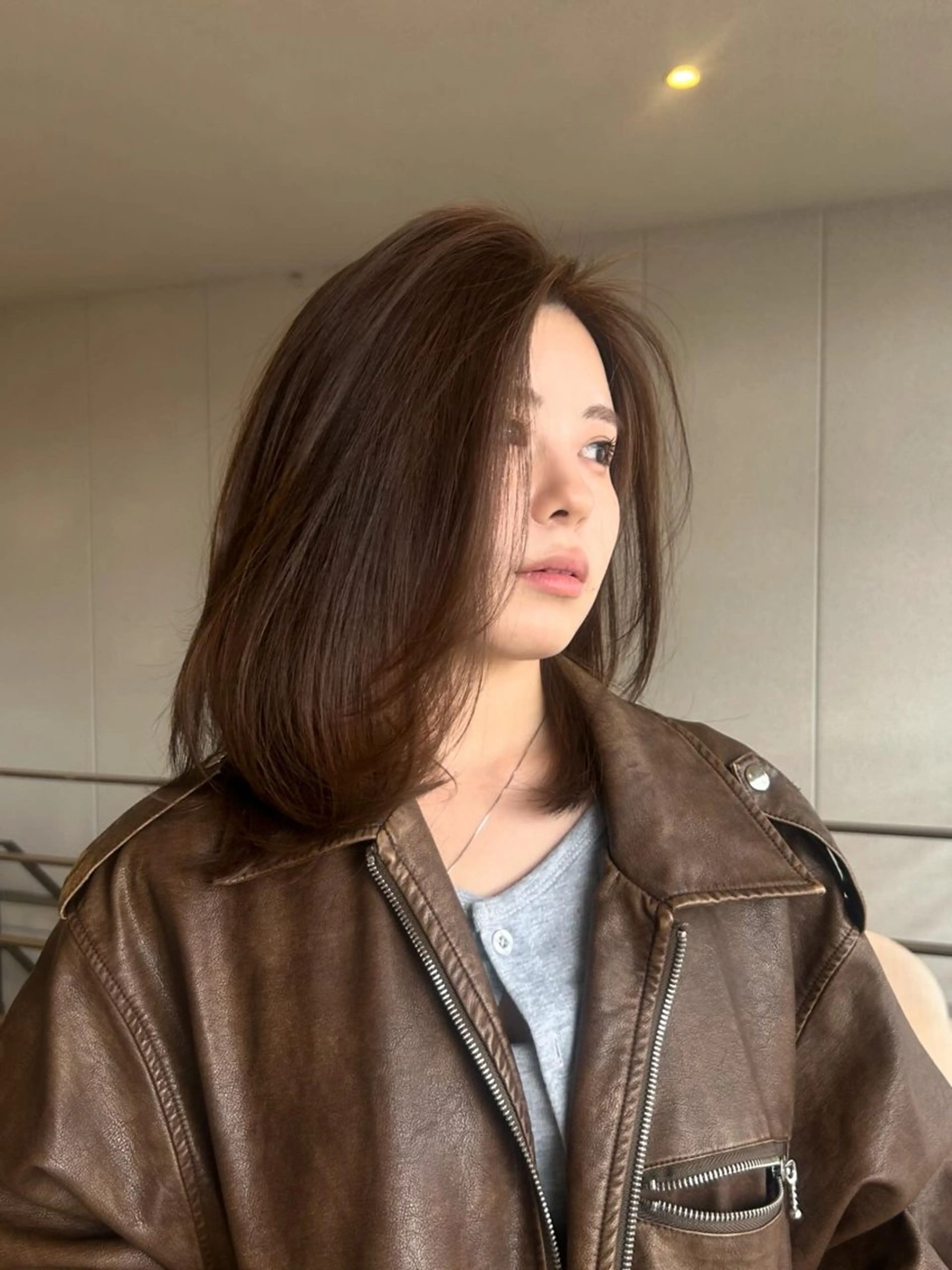 ミディアム 海外風カラー🌿 透明感白髪染めのヘアスタイル