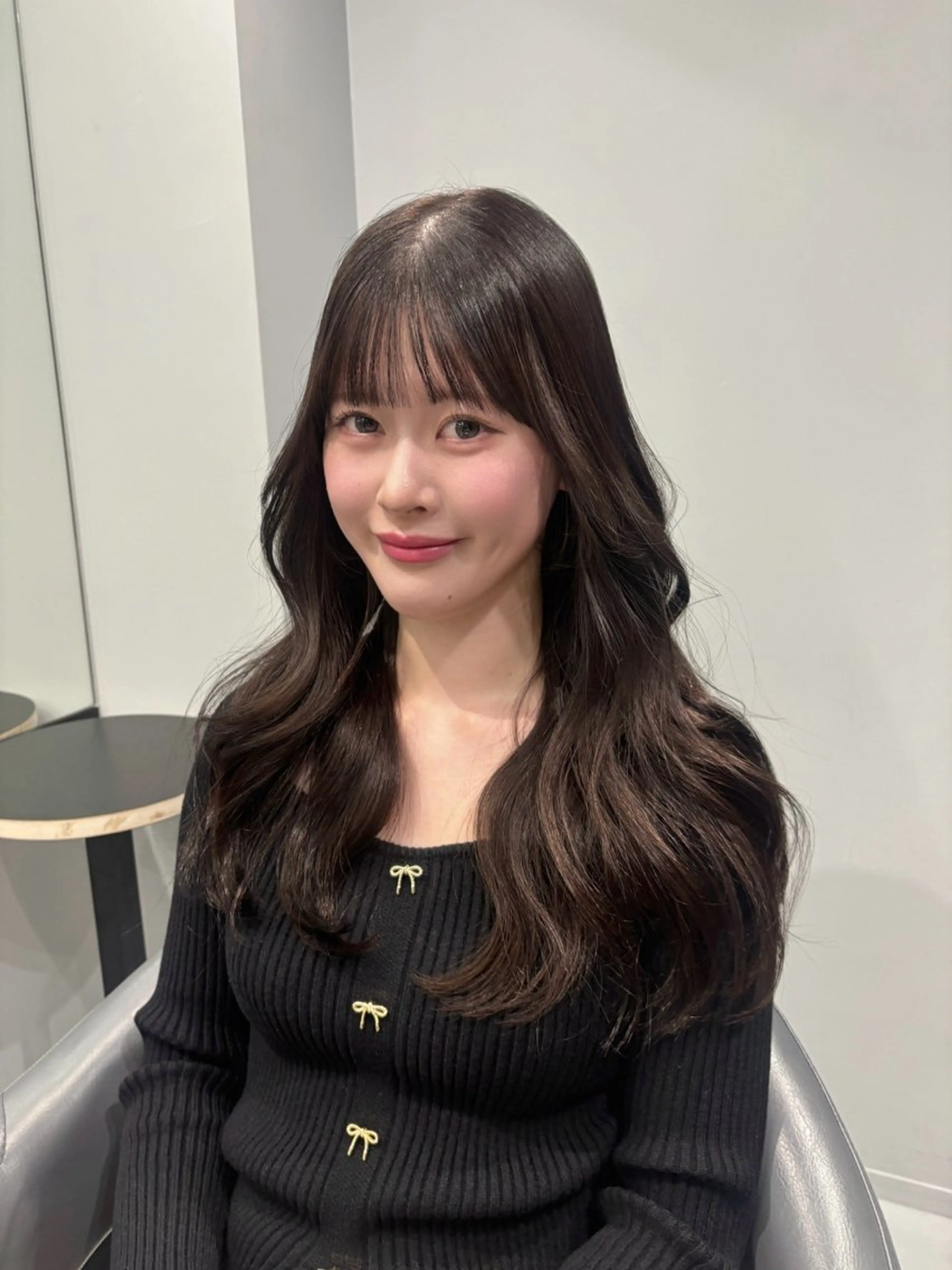 ロング 顔周りカット 横岡 亜香里のヘアスタイル