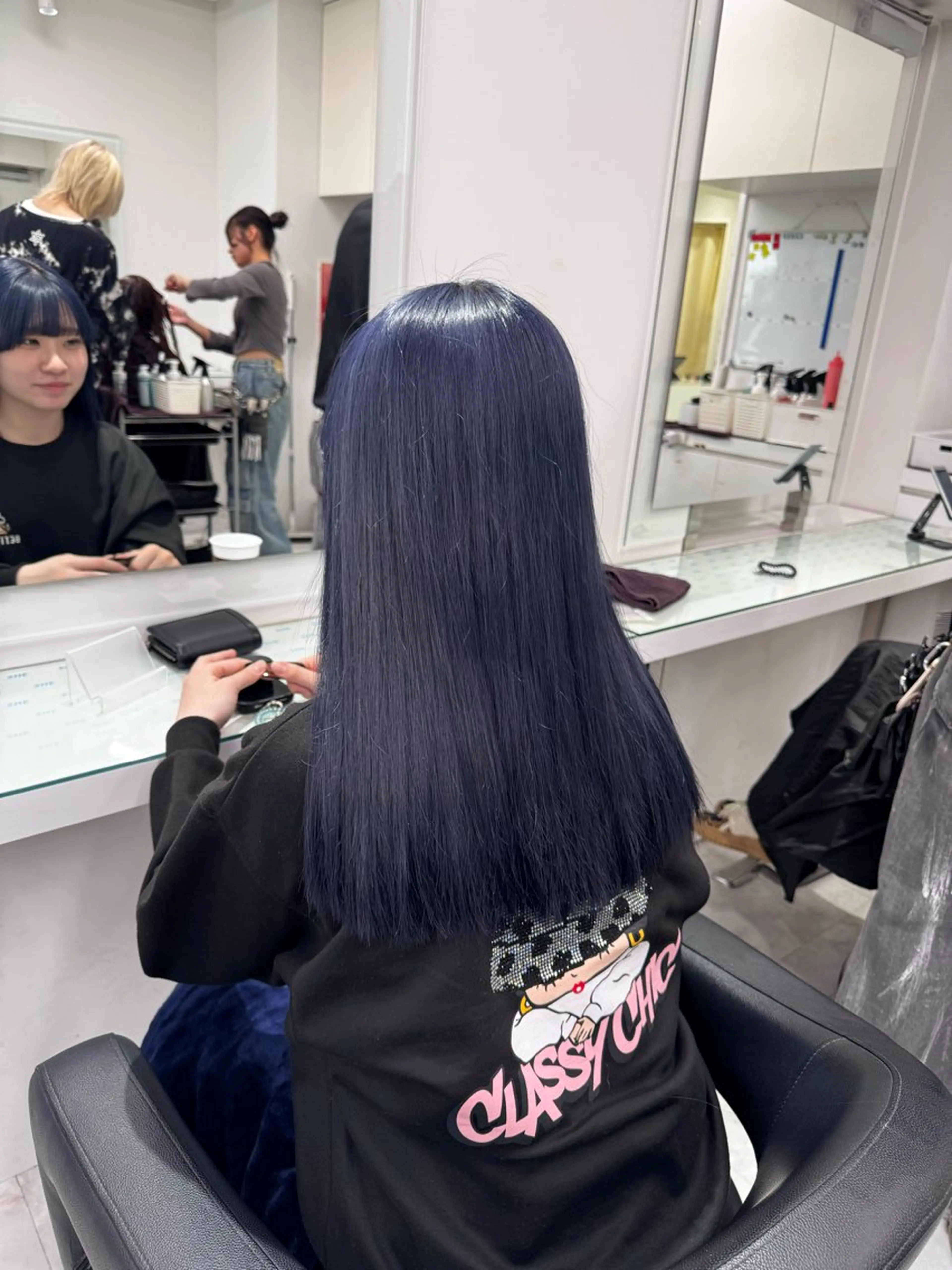 ロング カラー 透け上品ハイトーン 職人ゆうと🤍のヘアスタイル