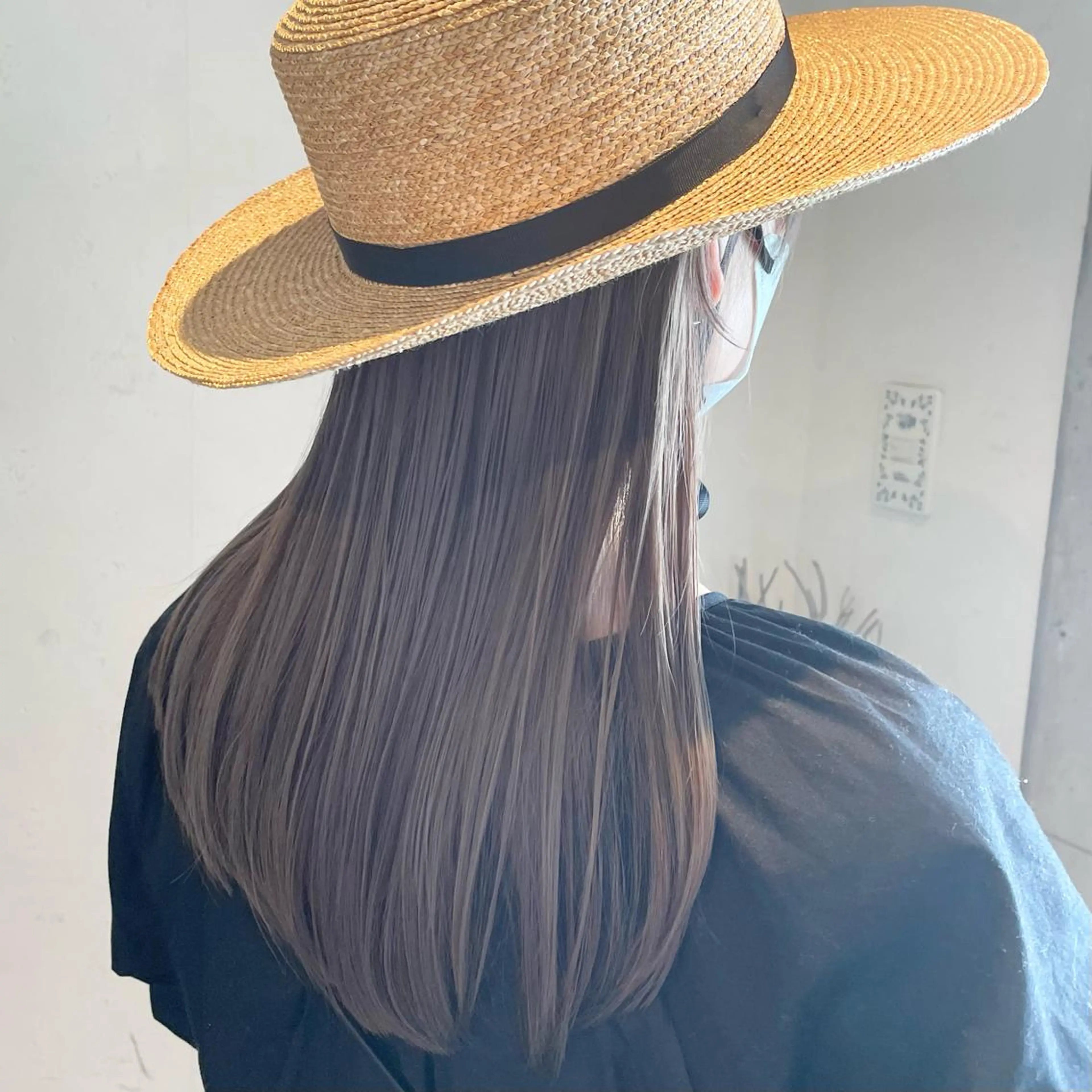 ミディアム カラー ベージュカラー オリーブベージュ カット ヘアカラー トリートメント kitin  吉祥寺 山岸花のヘアスタイル