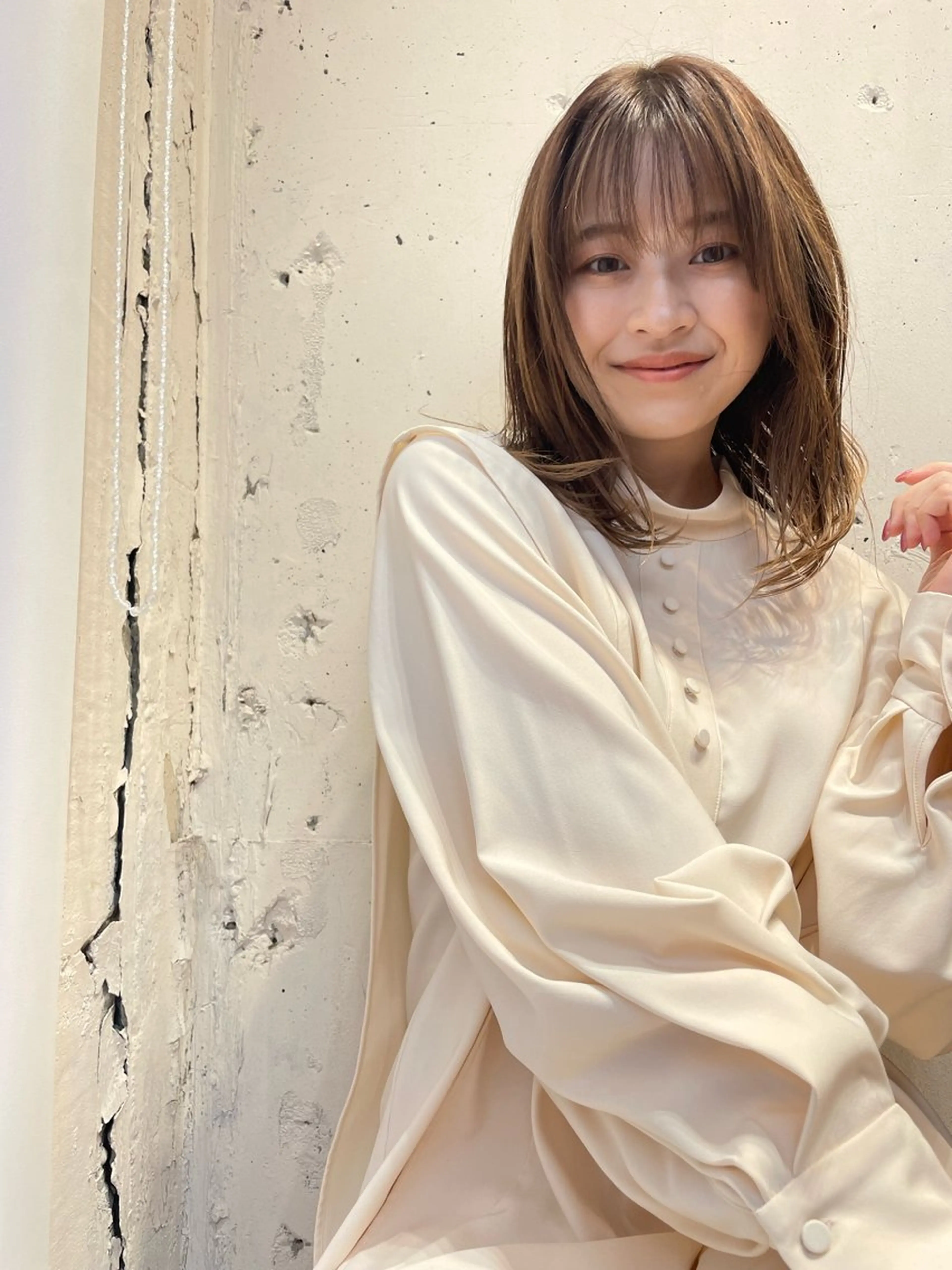 ミディアム カラー ヘアカラー トリートメント ヘアセット 360°キレイな ショートカットのヘアスタイル