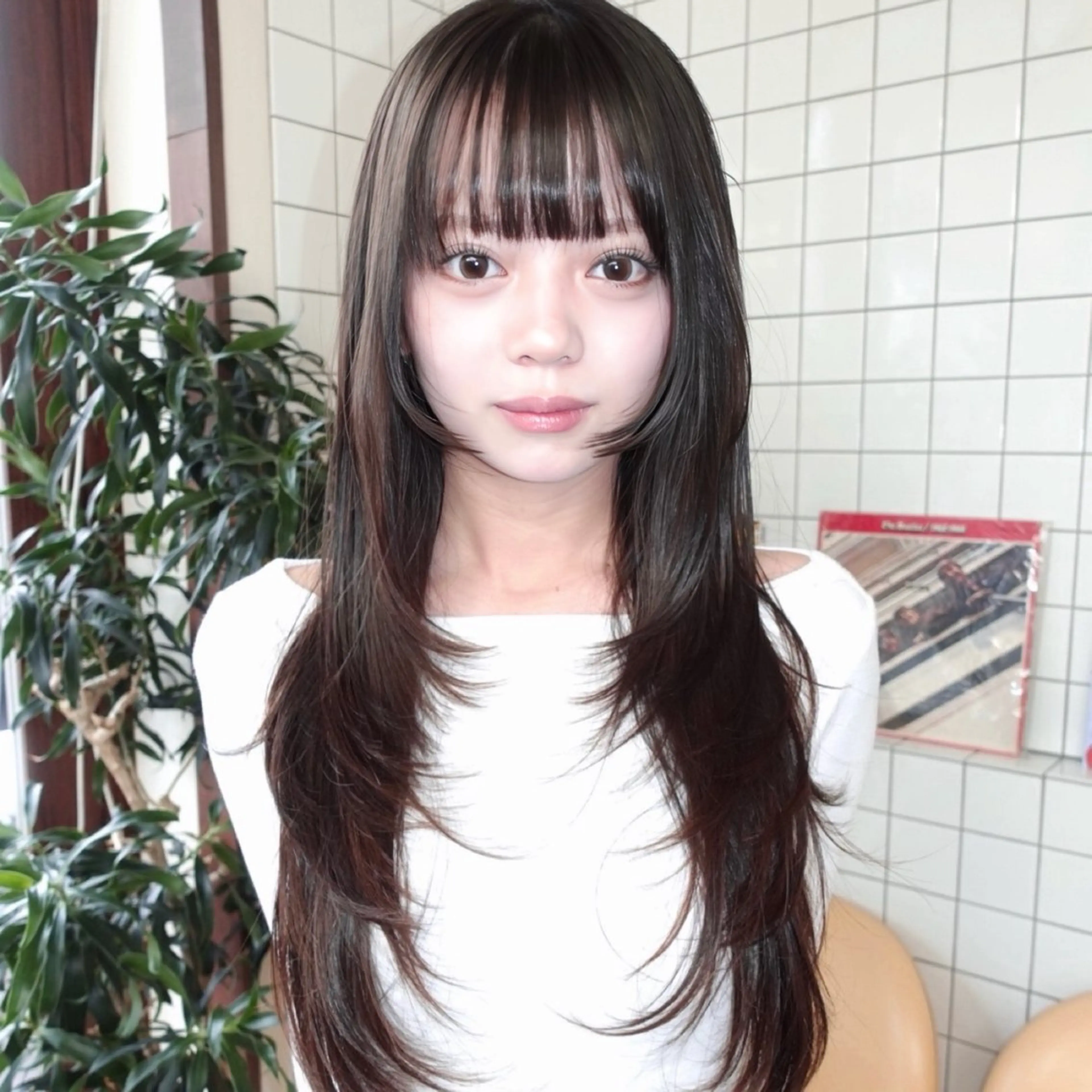 ミディアム カラー ブラウンカラー 透明感カラー 顔周りカット ハッシュカット 韓国風ヘア momo もものヘアスタイル