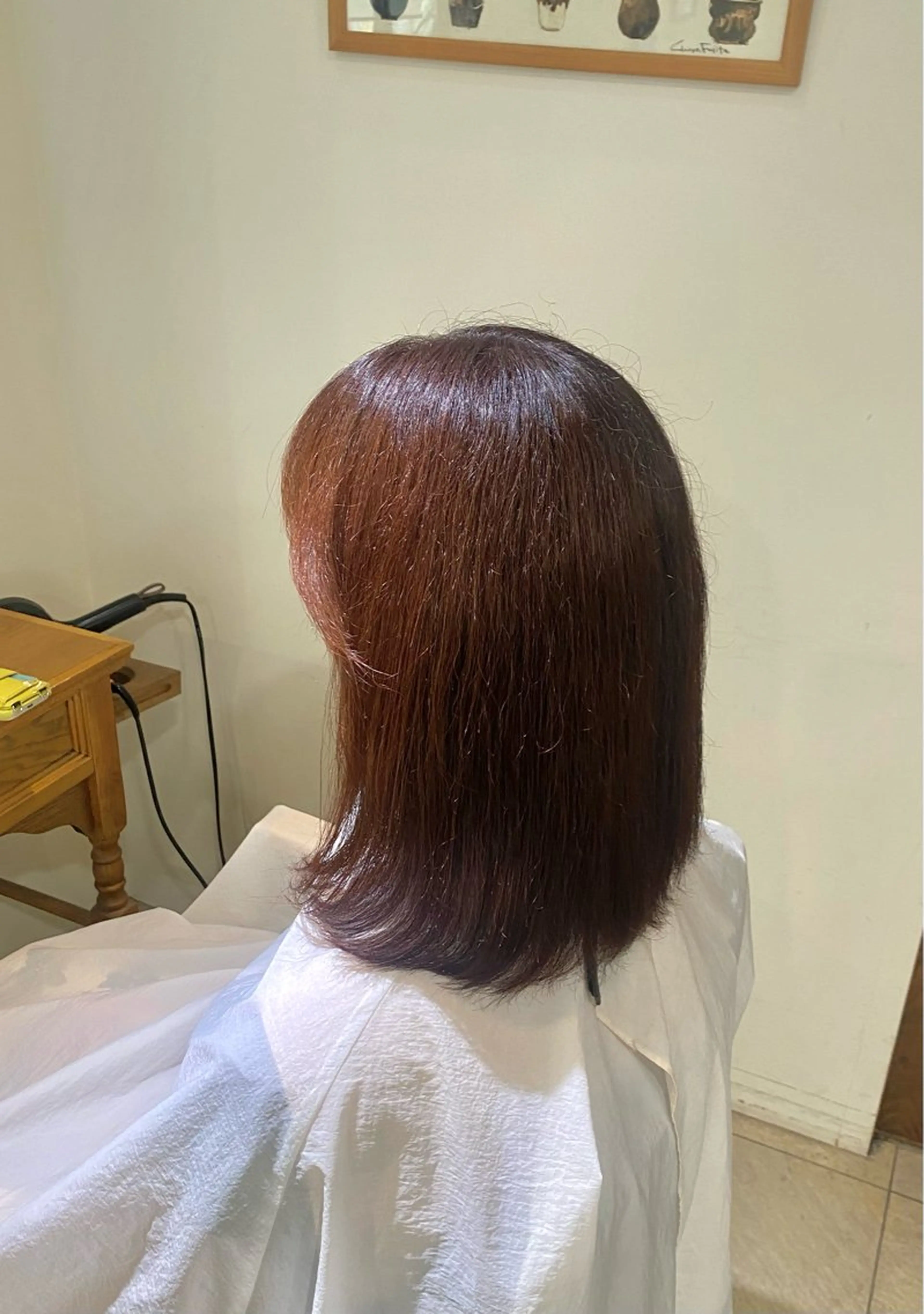 ミディアム LiC えりのヘアスタイル