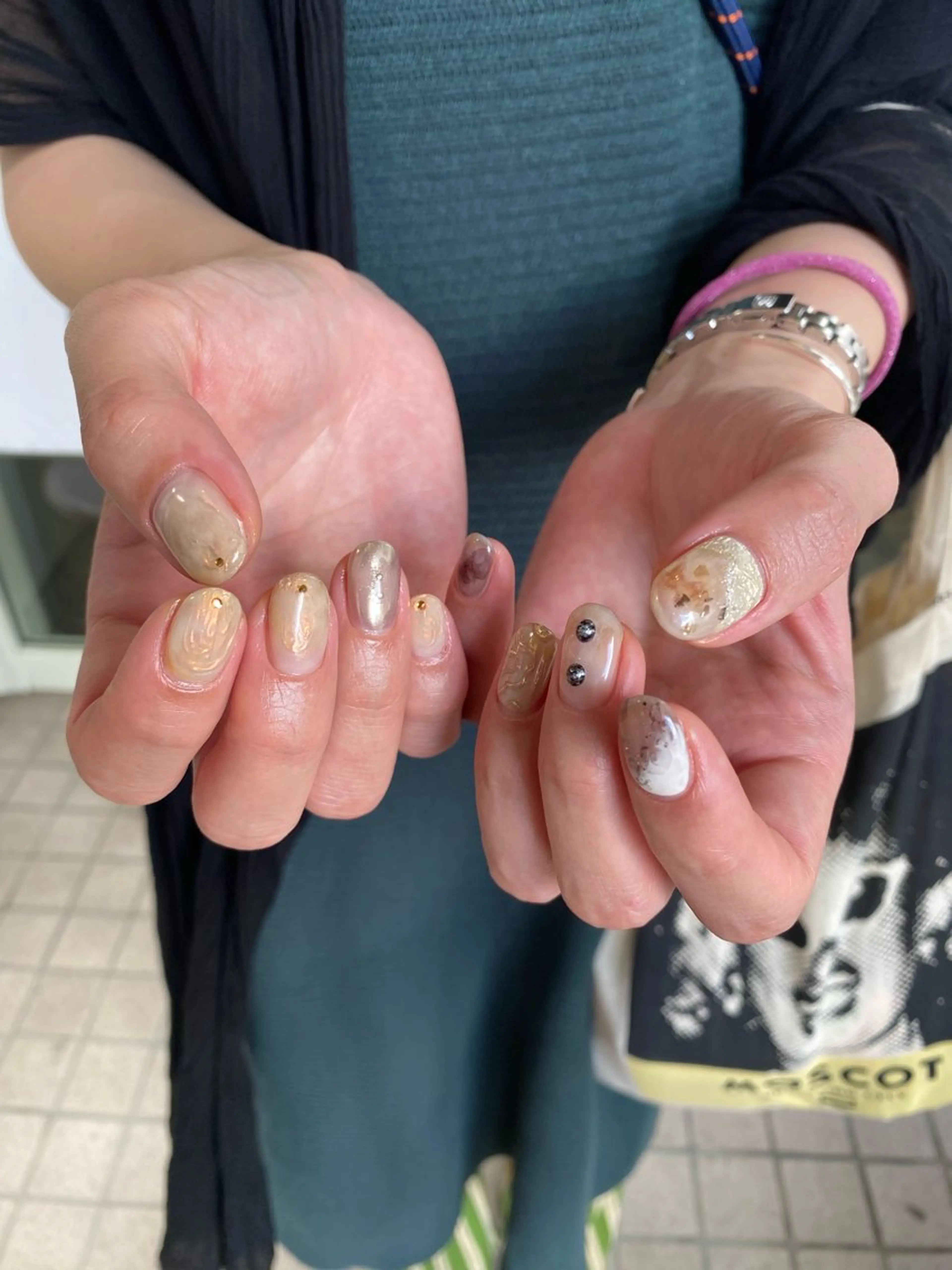 ネイル ハンドネイル 栗林 実莉のネイルデザイン