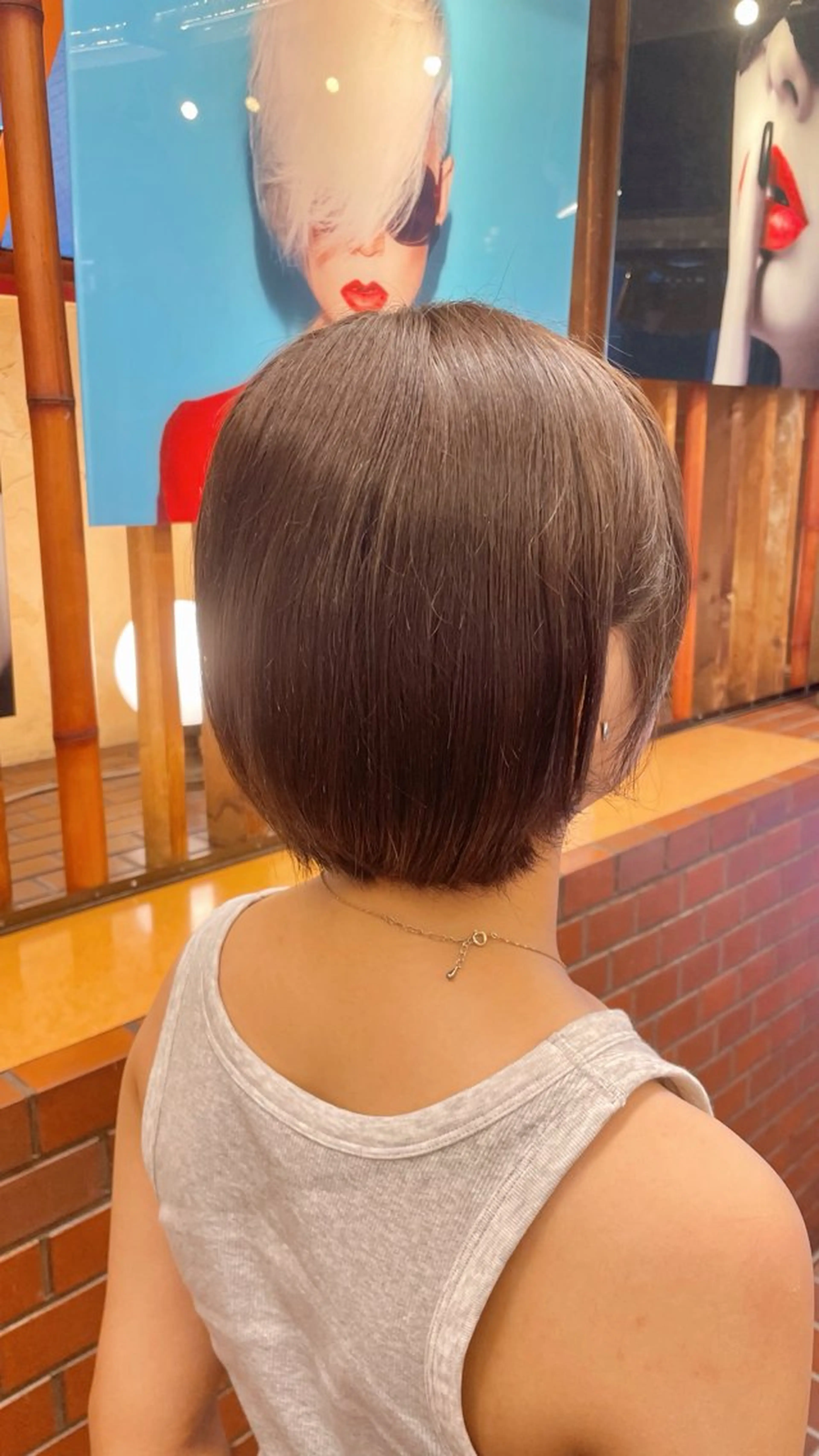 ショート カラー ベージュカラー オリーブベージュ おくにし はなのヘアスタイル