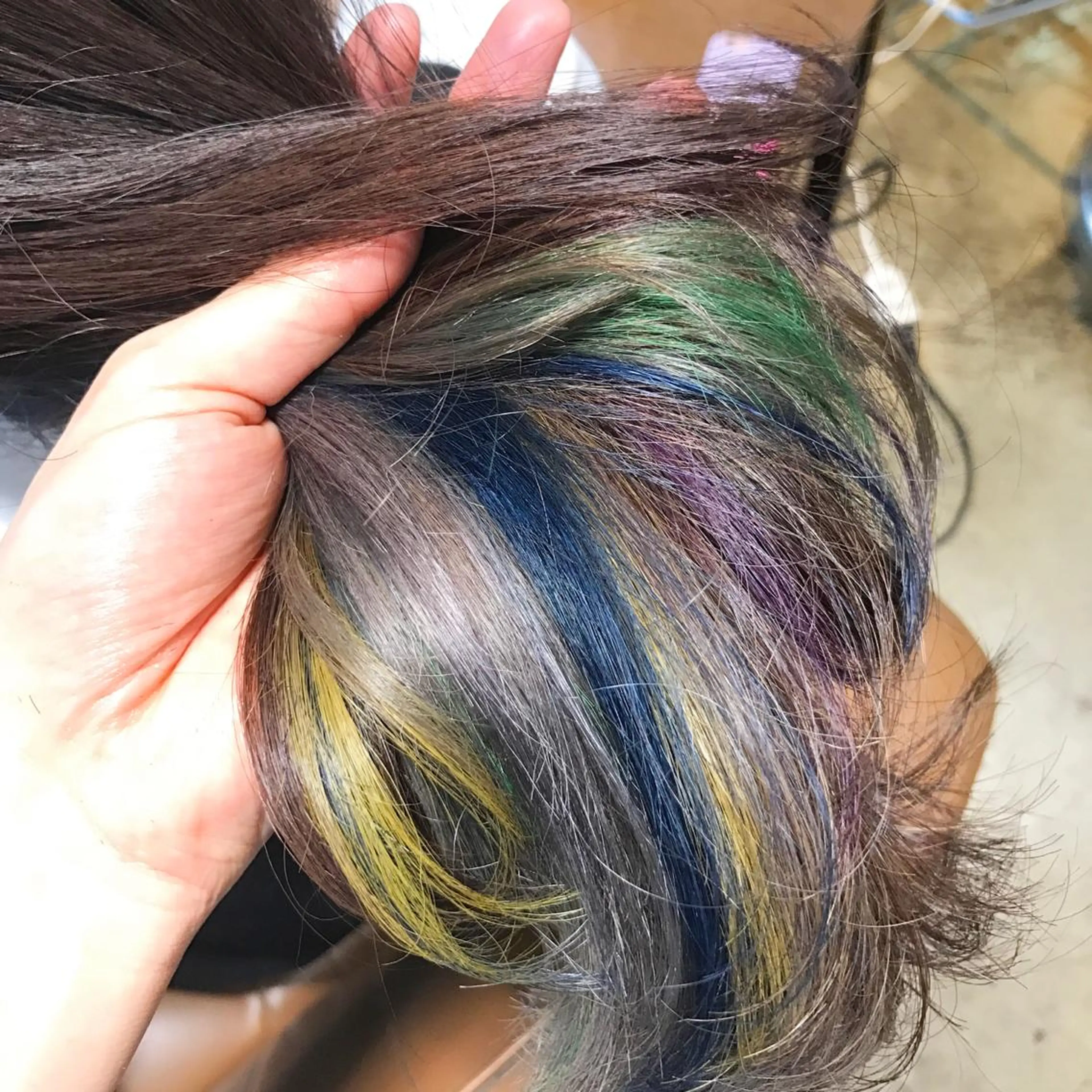 ミディアム カラー パーマ ヘアアレンジ メンズ キッズ ネイル マツエク・マツパ 大理石ネイル(マーブル) サロンドミルク 原宿のヘアスタイル