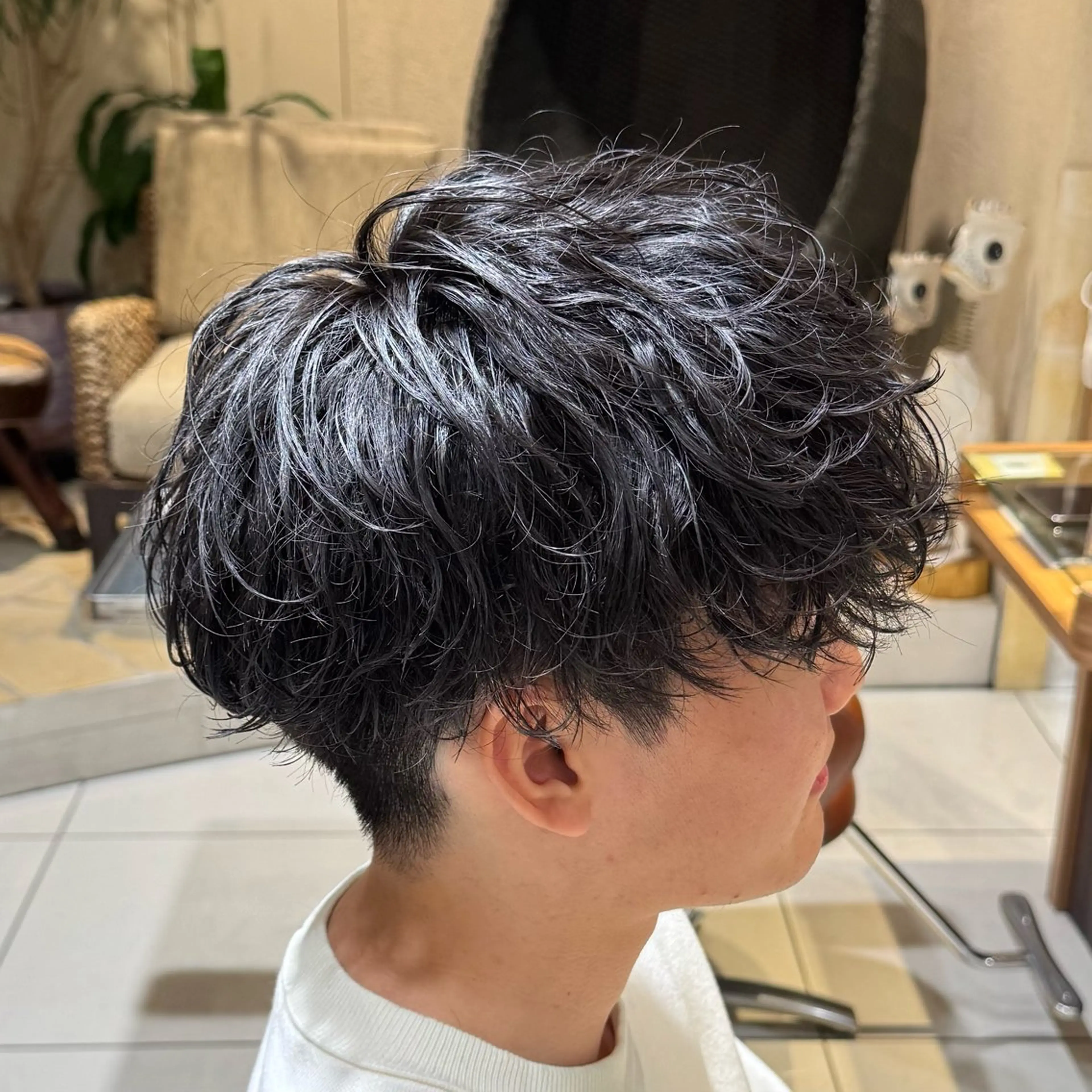 ショート カラー パーマ ヘアアレンジ メンズ カット パーマ 新宿のパーマ職人/ メンズパーマ/石見のヘアスタイル