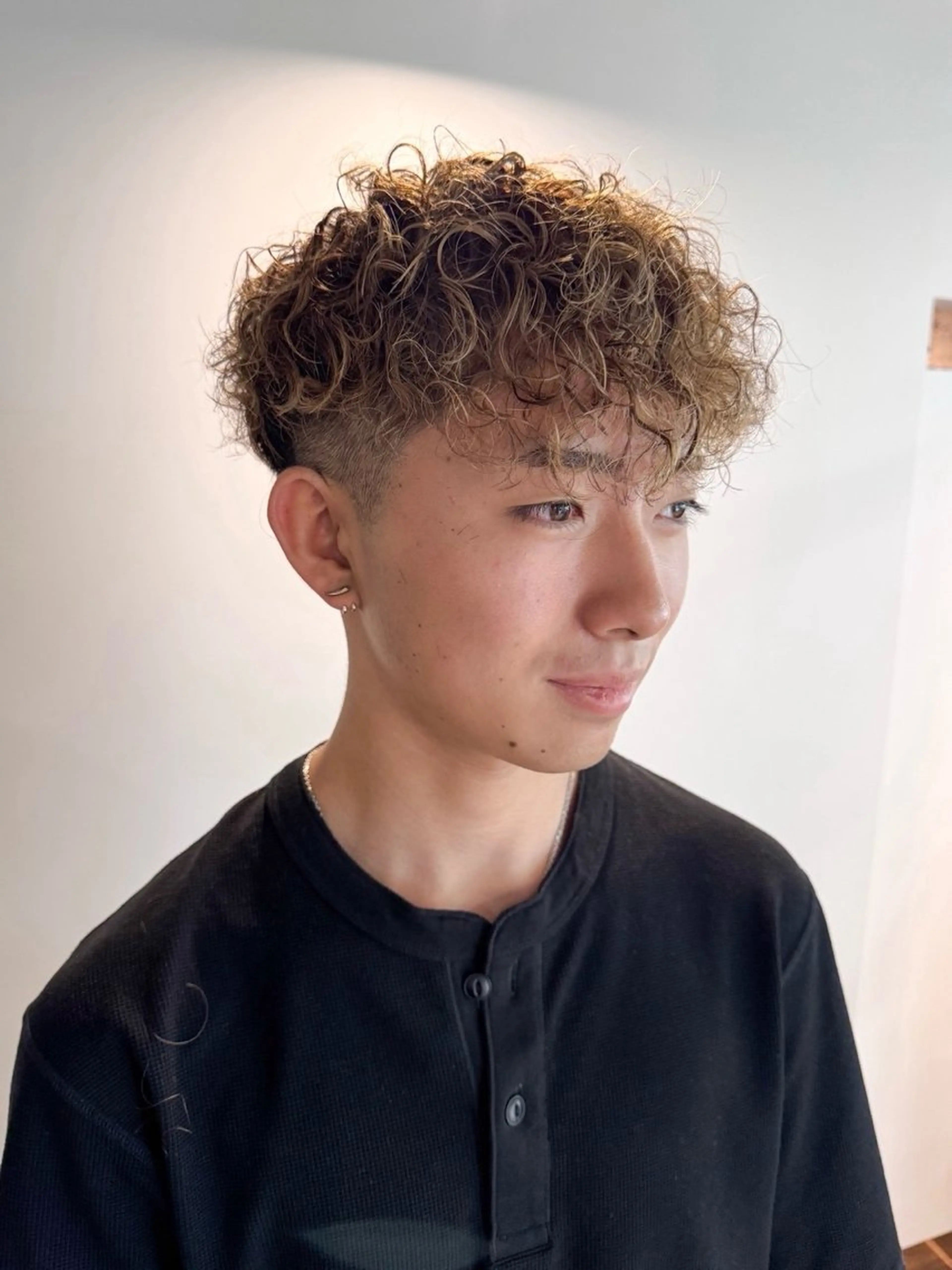 パーマ メンズ カット パーマ saki/メンズパー マ・デザインカラーのヘアスタイル