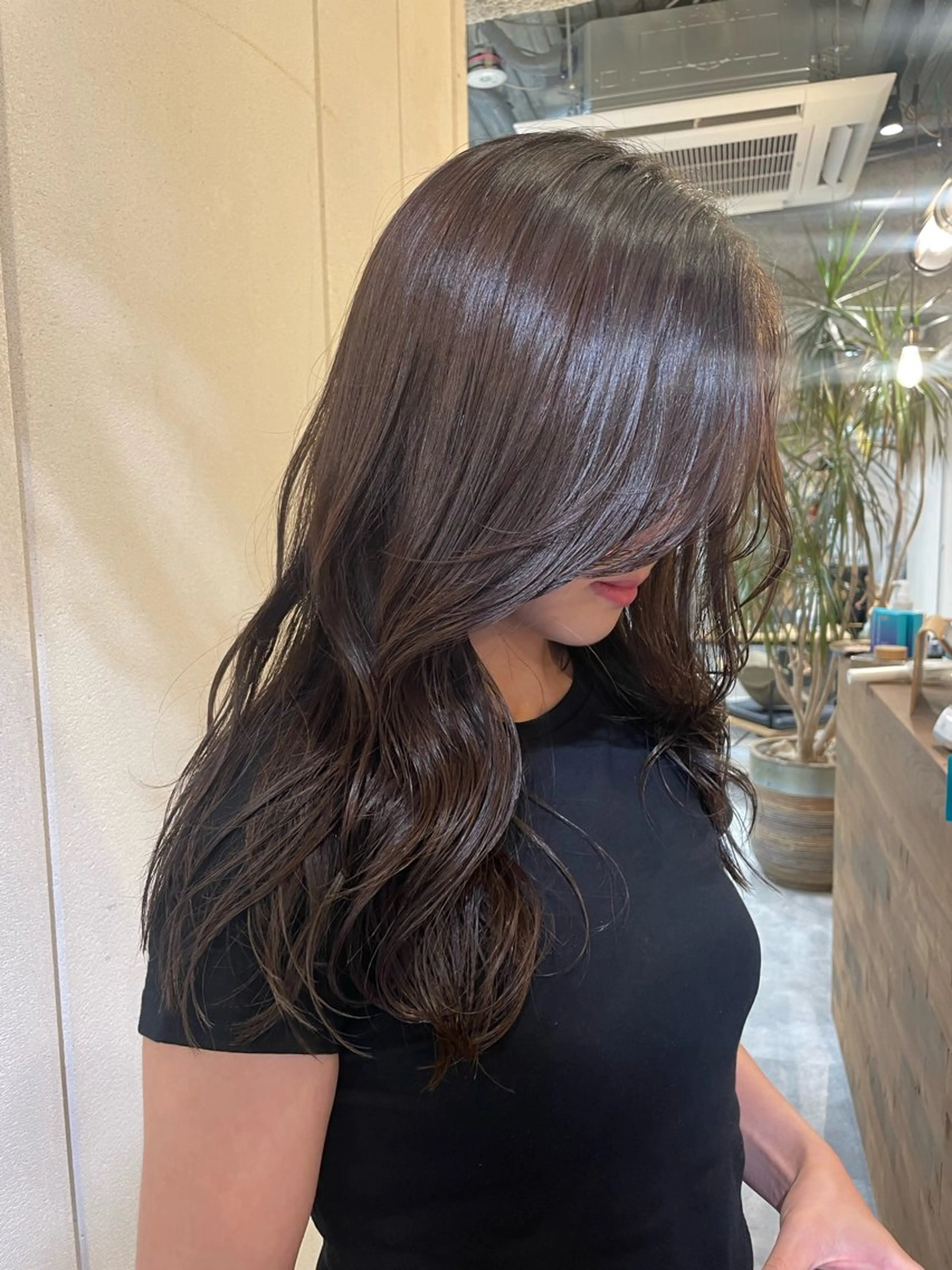 ロング カラー グレージュ ラベンダーカラー ラベンダーグレージュ ラベンダーグレー カット ヘアカラー 狩野 羅夢のヘアスタイル