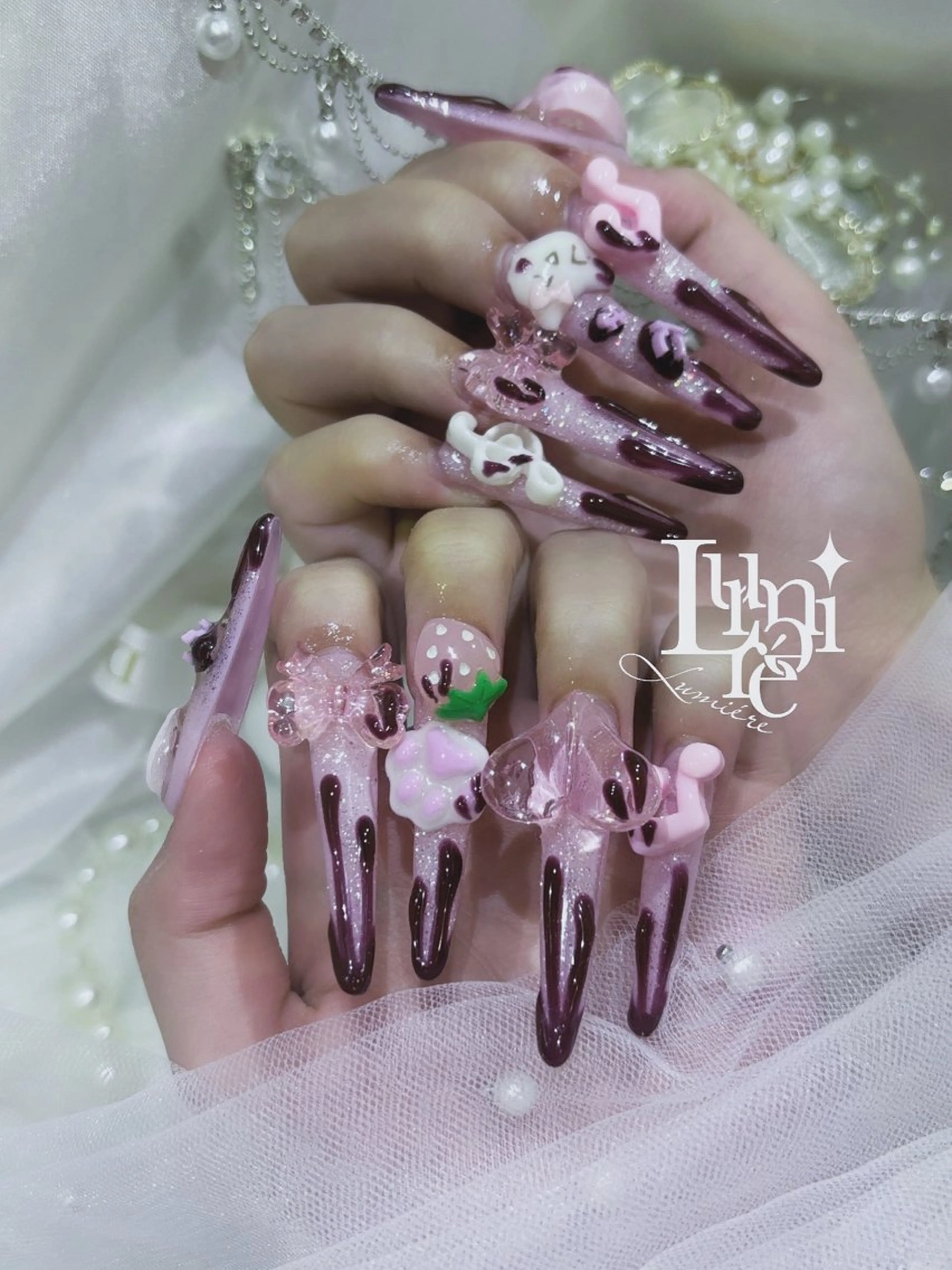 ネイル アートネイル ハンドネイル Lumière｜ ロング｜ワンホンのネイルデザイン