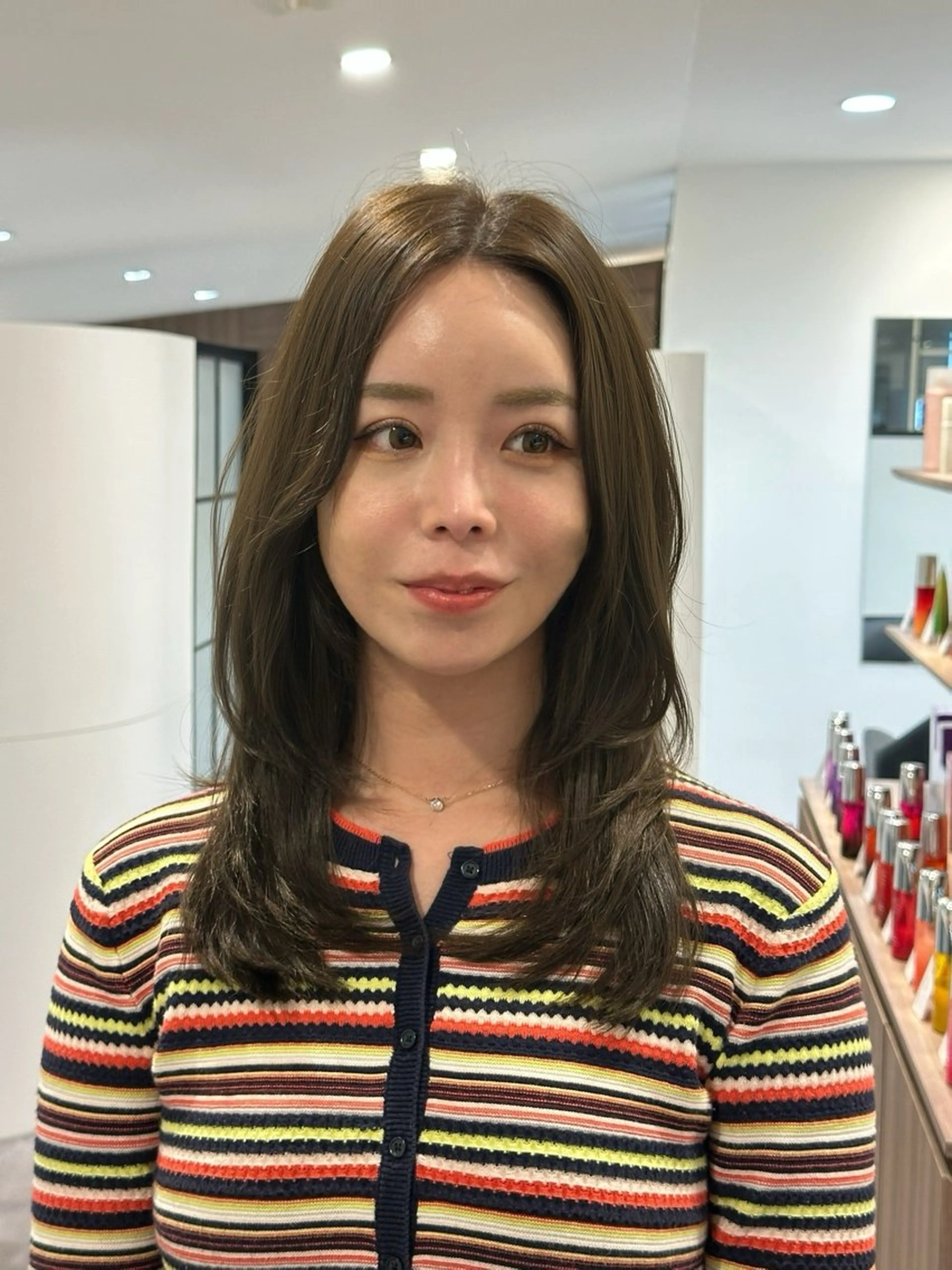 セミロング ハッシュカット カット トリートメント 北村 勇樹のヘアスタイル