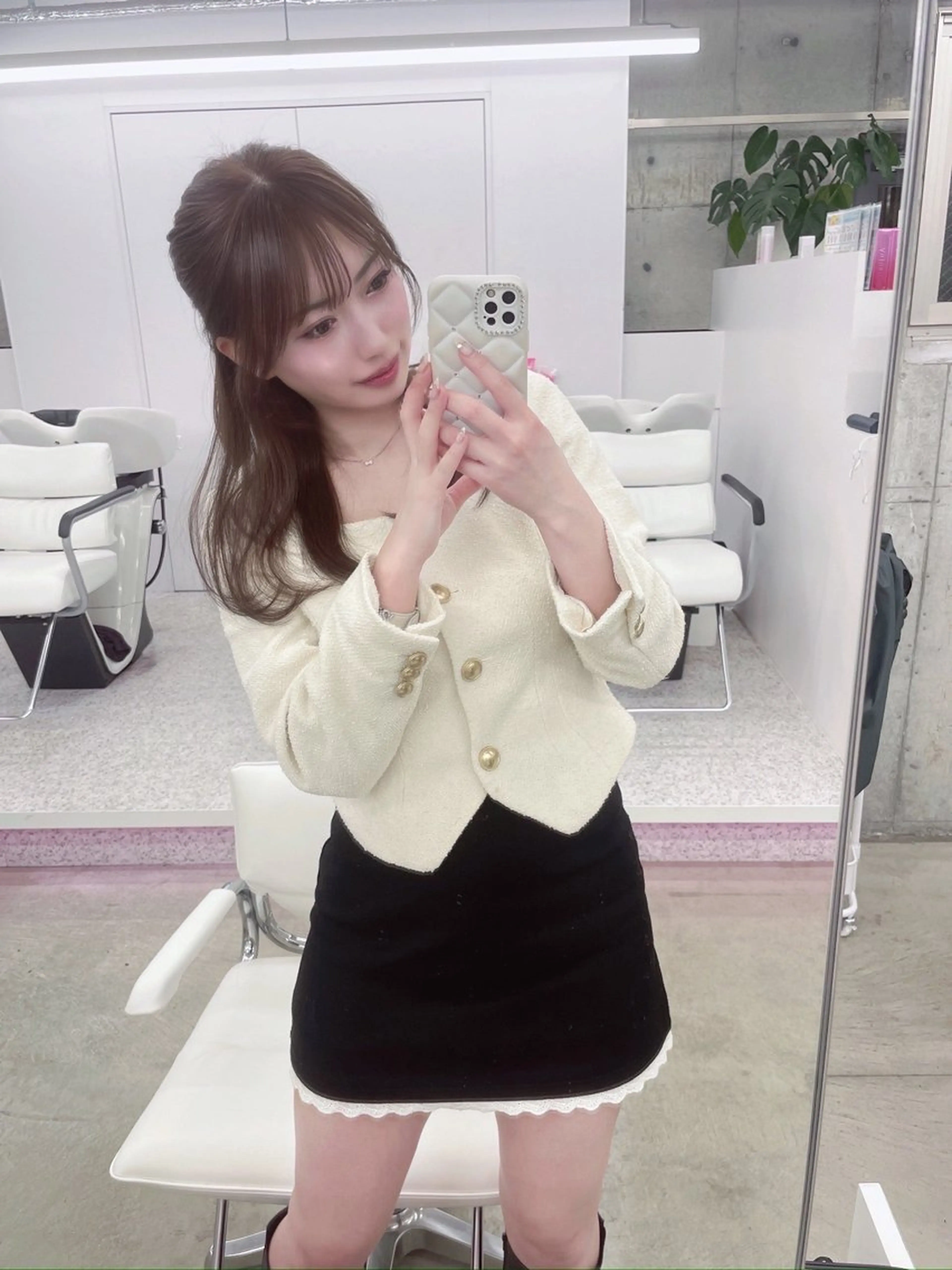 ロング カット ヘアカラー トリートメント 𝑨𝑴𝑰 🎀 モテガーリーヘア🤍のヘアスタイル