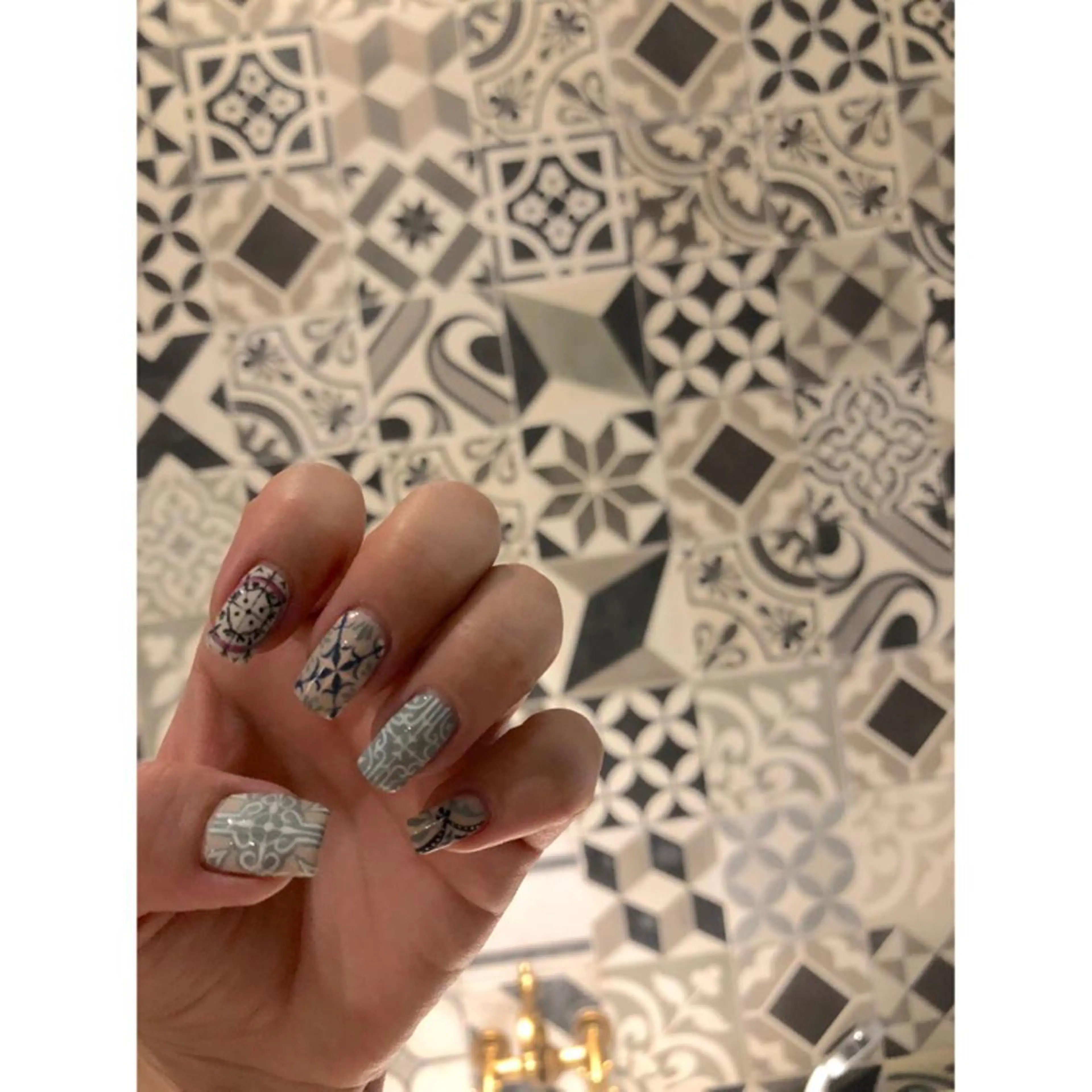 ネイル 持ち込み sis nail所属・sis nail 梅田　あい子のネイルデザイン