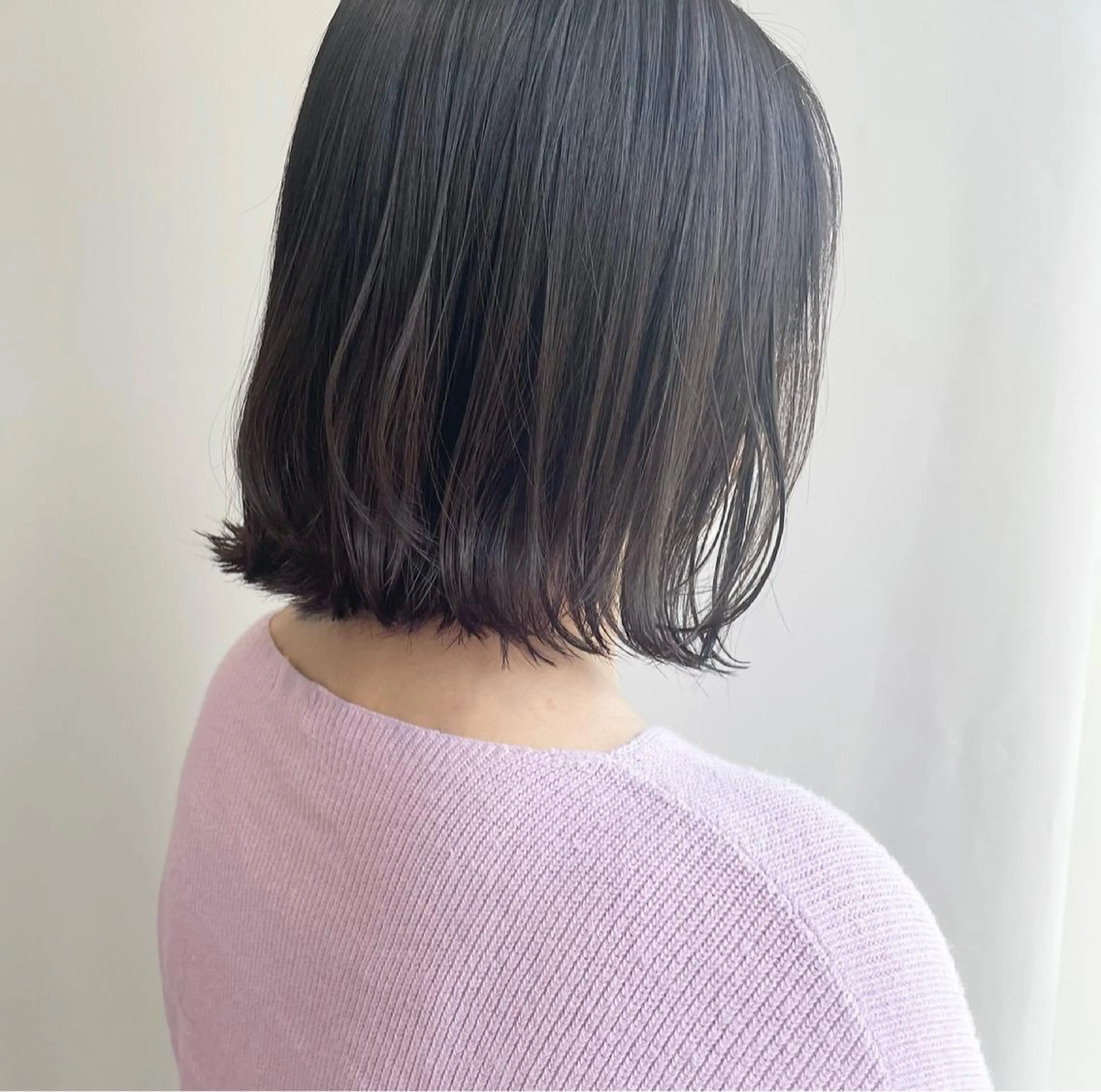 カラー 山口 莉奈のヘアスタイル