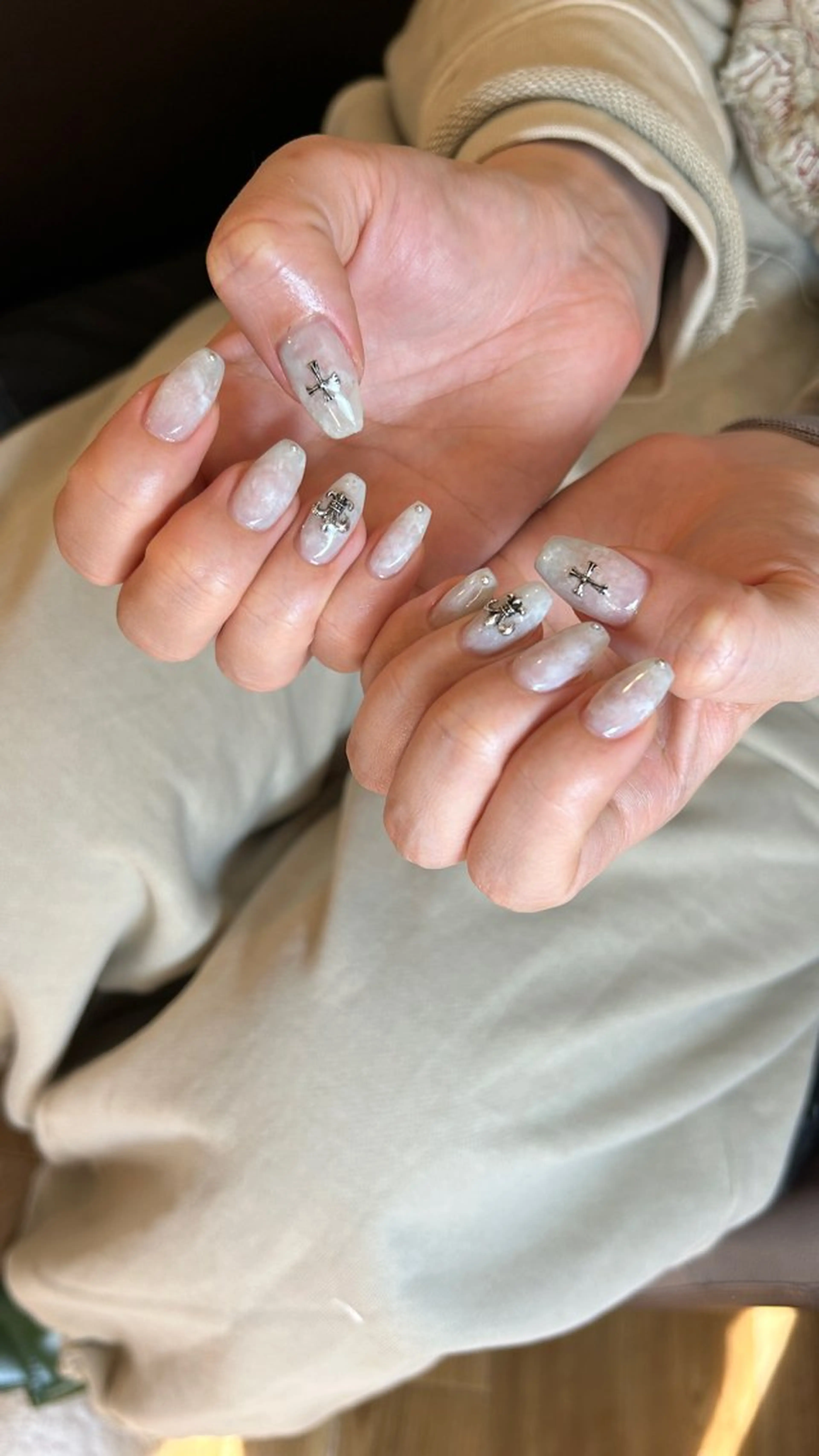 ネイル 大理石ネイル(マーブル) フリーランス¨̮⃝ ネイリストOKADAのネイルデザイン