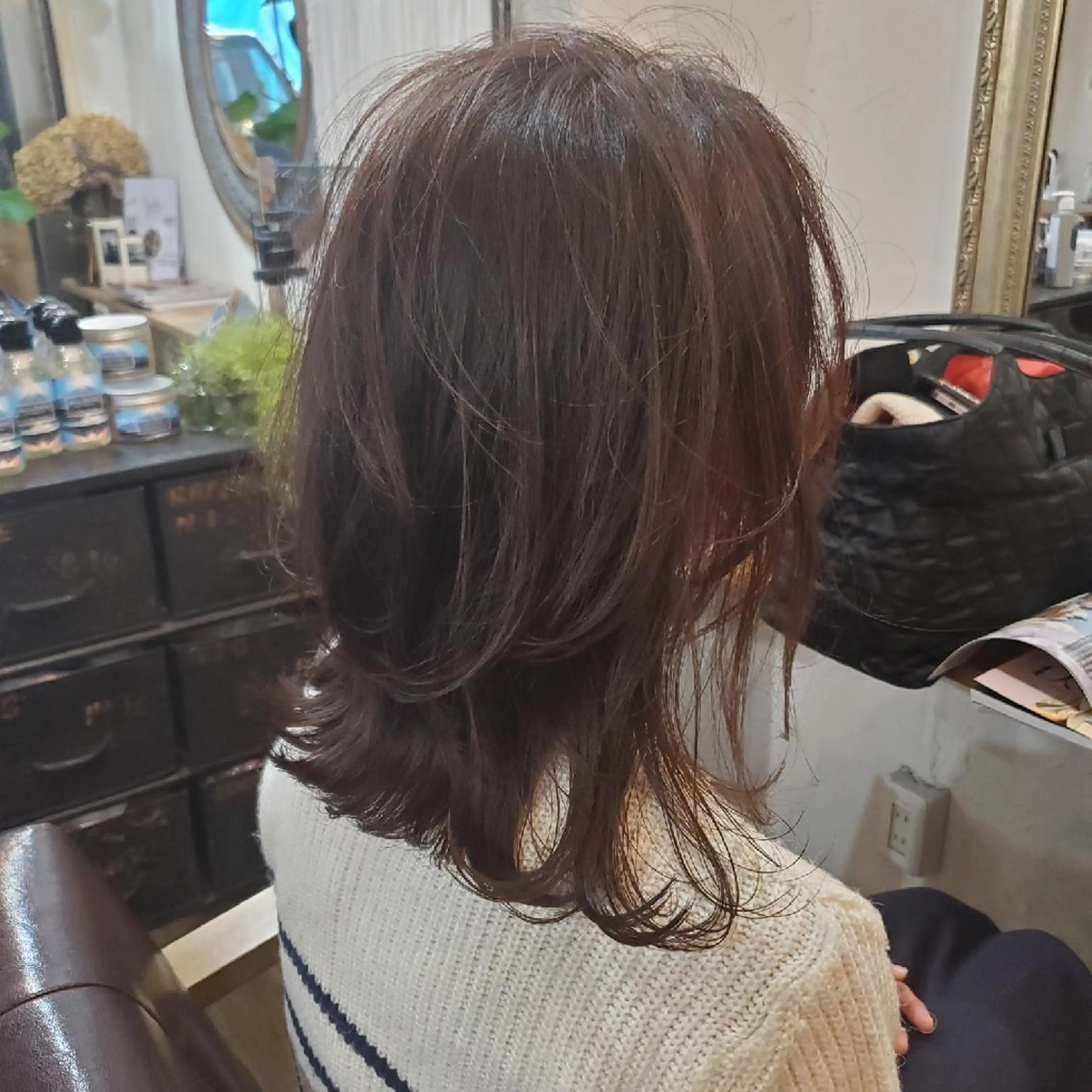 ミディアム カラー カット ヘアカラー トリートメント 韓国レイヤー柔らかい 地毛風縮毛矯正／マツのヘアスタイル